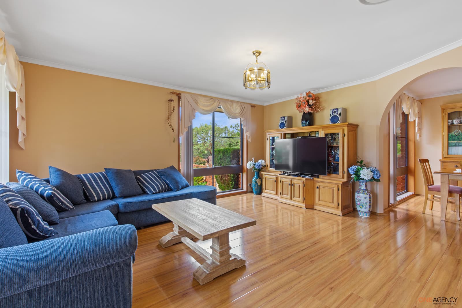 1 Austin Street, Illawong, Illawong - Thumbnail 4