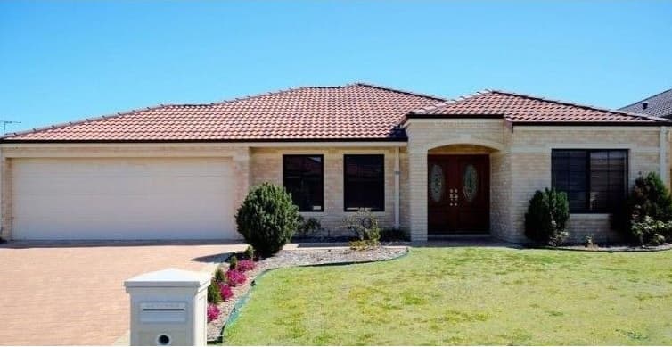 21 Longleaf Drive, Clarkson, Clarkson - Image 1