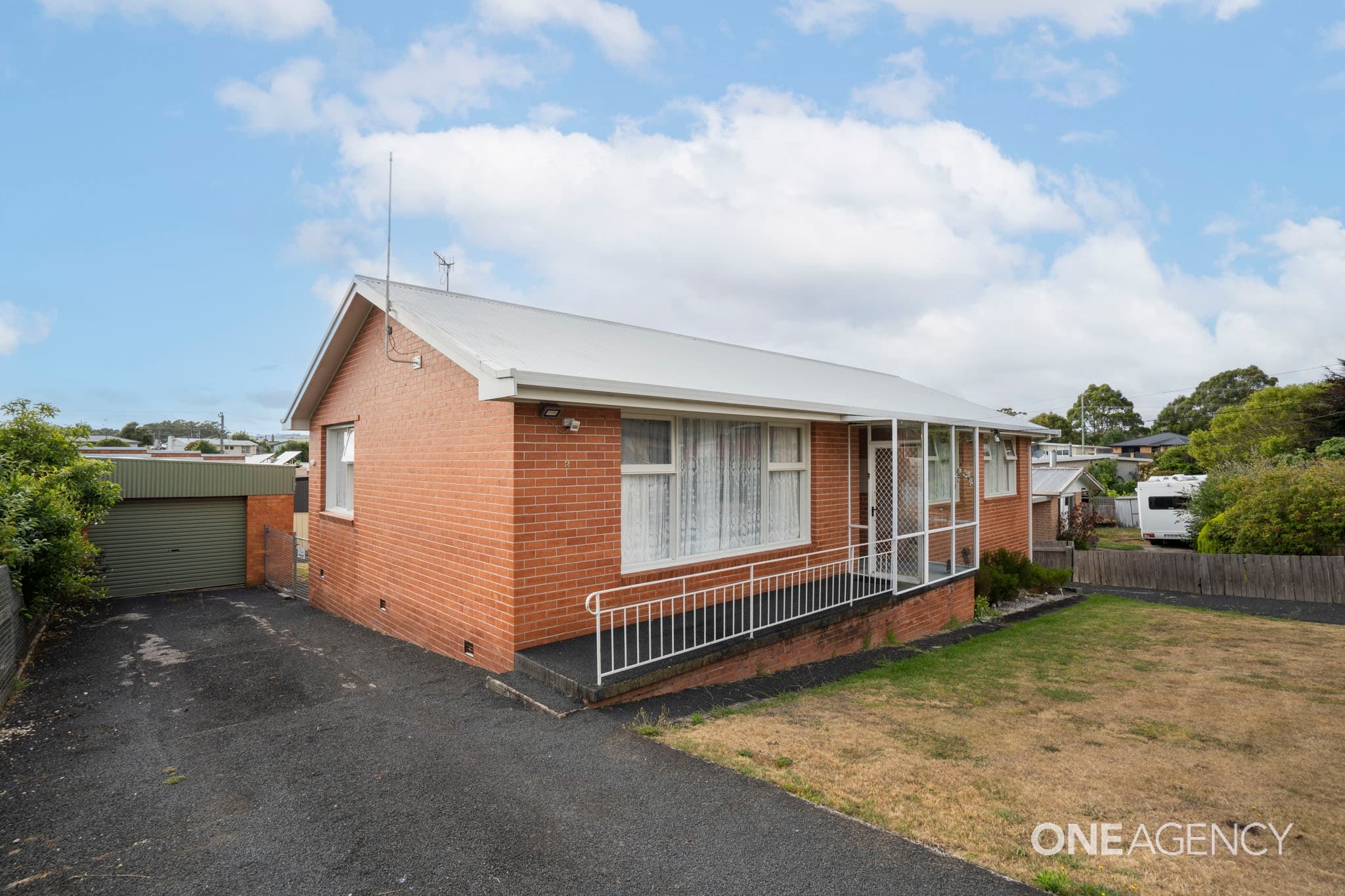 6 Guy Crescent, Somerset, Somerset - Image 1