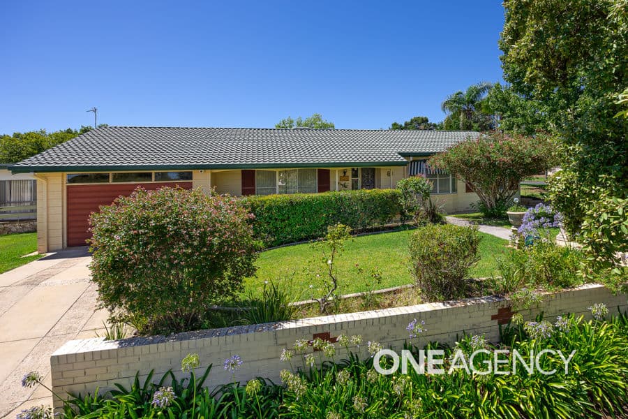 1 ACACIA Street, Kooringal, Kooringal - Image 1
