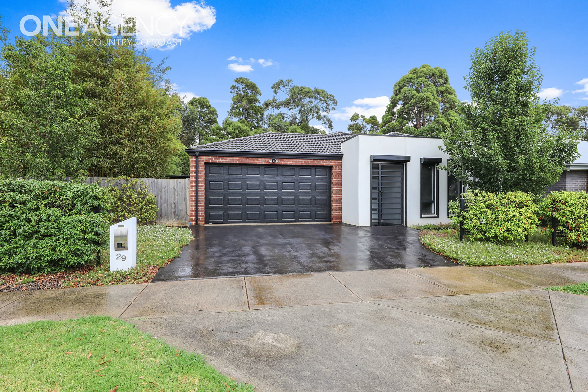 29 Pepper Crescent, Drouin, Drouin - Image 1