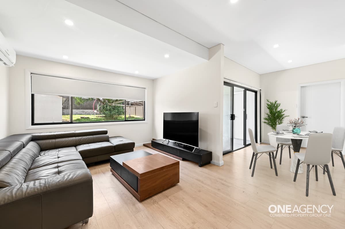 20 Stephenson Street, Roselands, Roselands - Image 1
