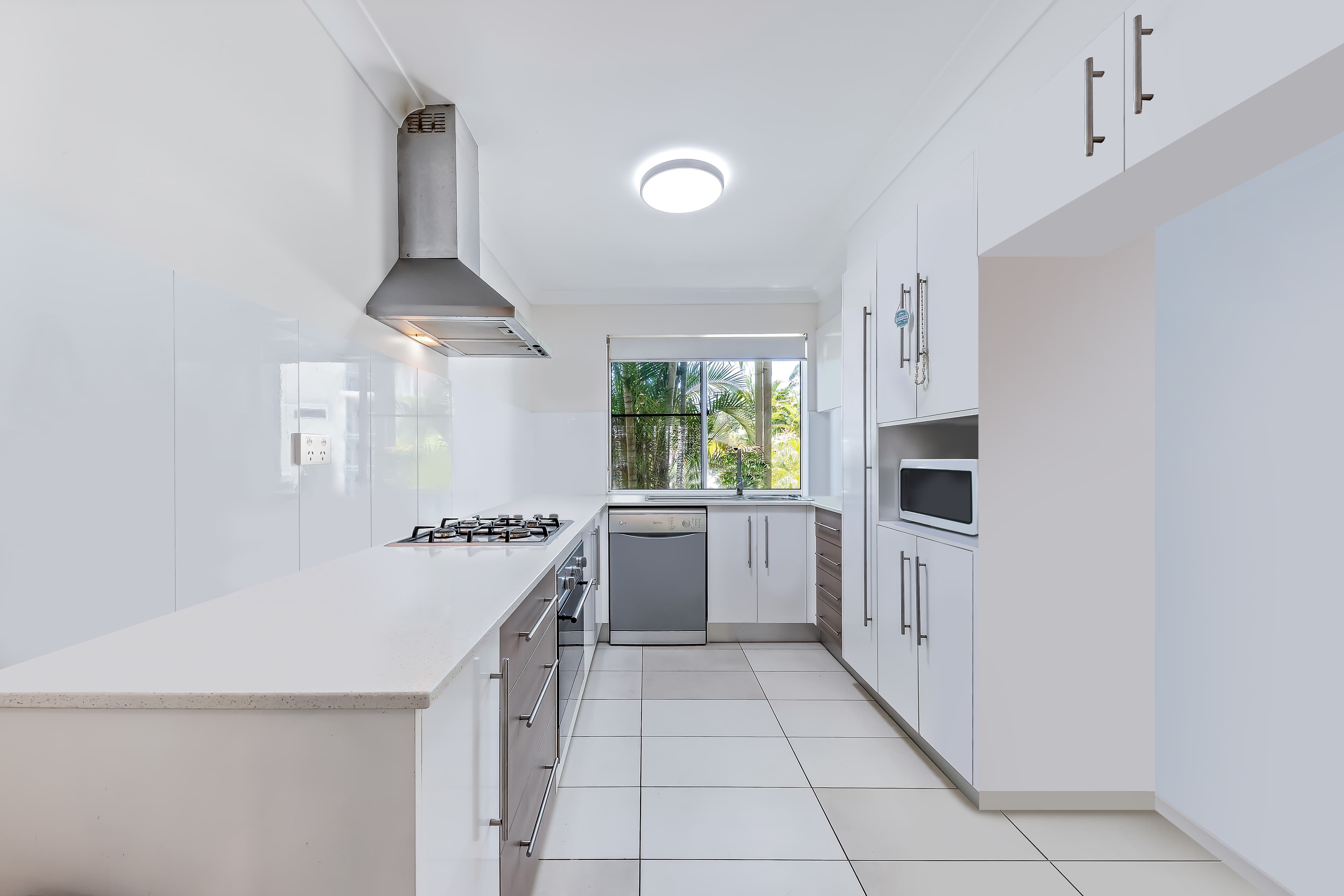 18/65 Manooka Drive, Cannonvale, Cannonvale - Thumbnail 2
