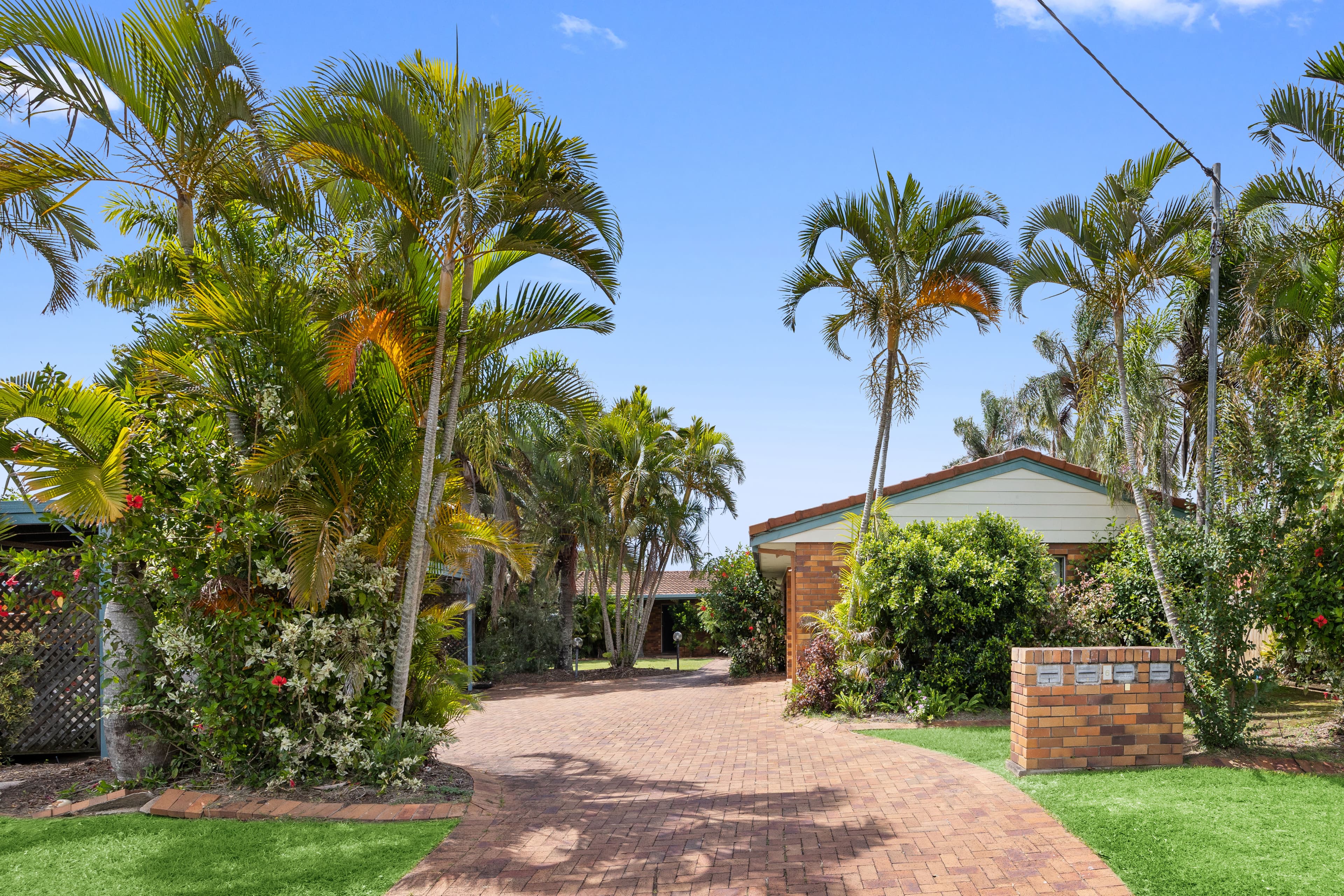 6 Kehlet Street, Point Vernon, Point Vernon - Thumbnail 2