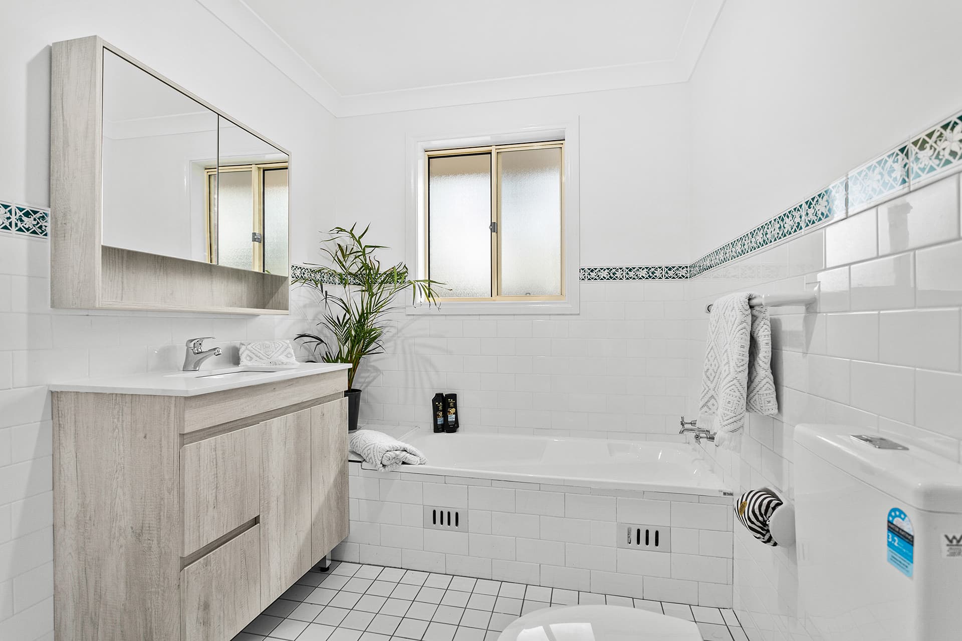 2/30-32 Bullecourt Avenue, Engadine, Engadine - Thumbnail 6