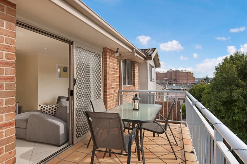 1/7 Smillie Avenue, Terrigal, Terrigal - Thumbnail 2