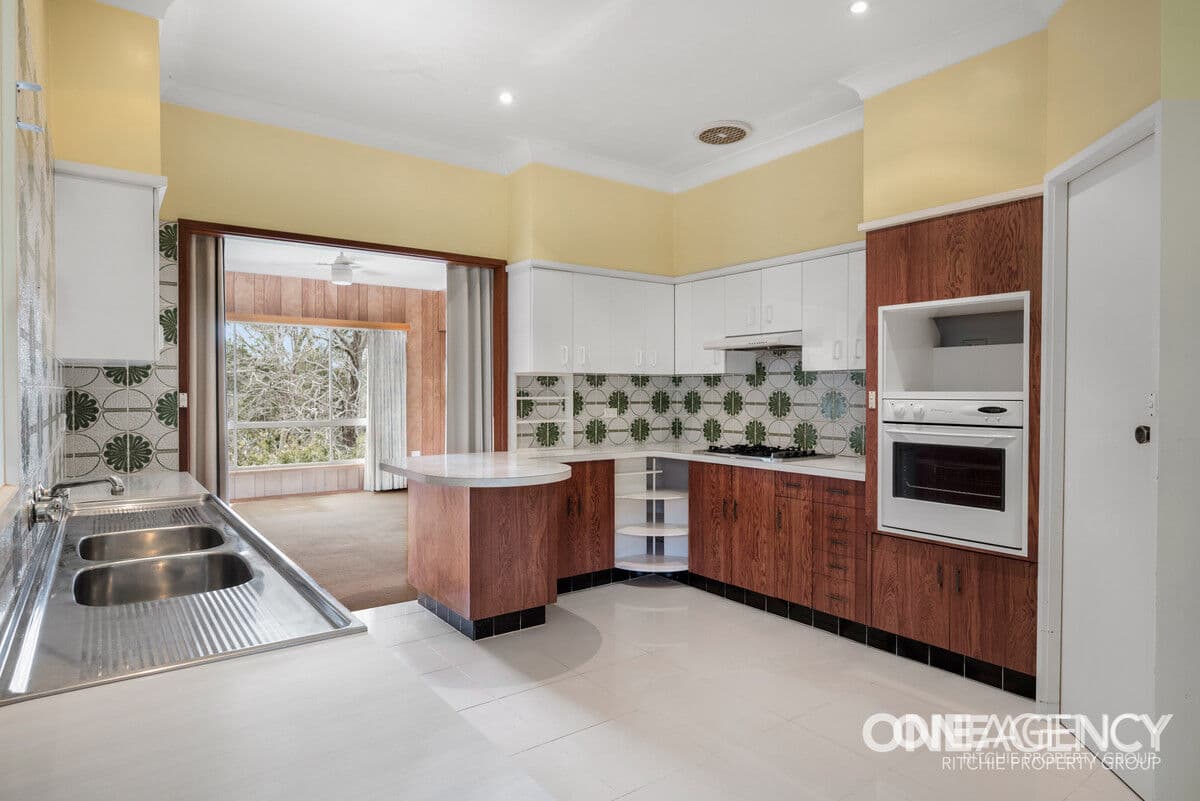 99-109 Farm Road, Springwood, Springwood - Thumbnail 3