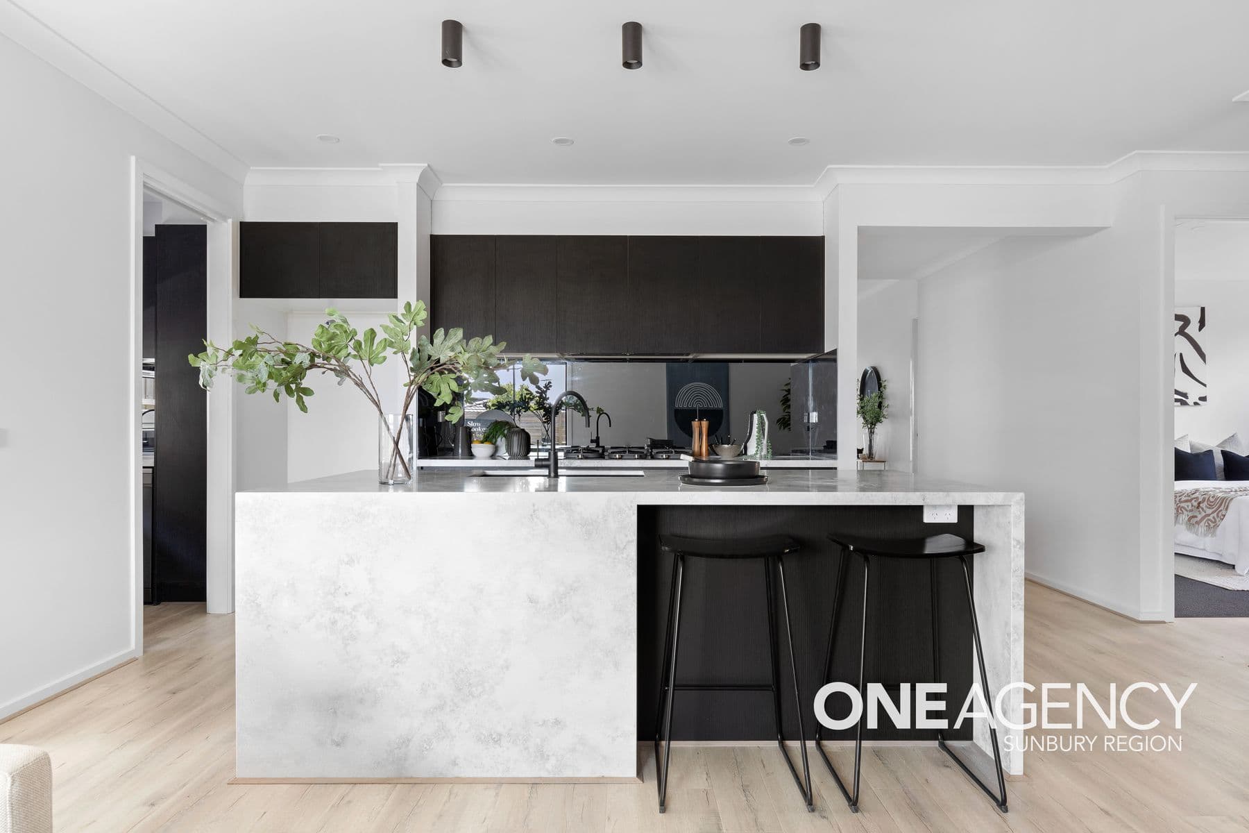 7 Ridgeview Court, Sunbury, Sunbury - Thumbnail 3