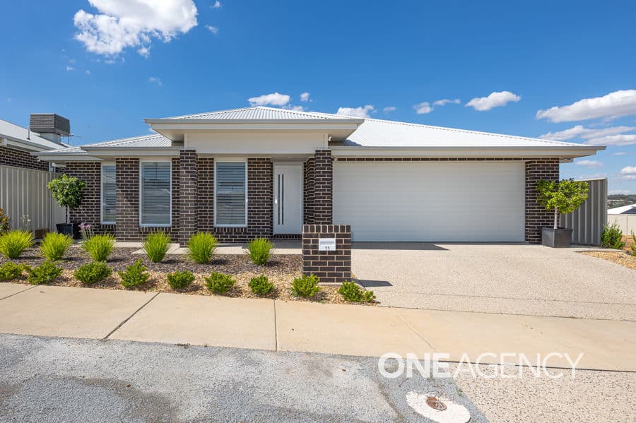 11 AH KET Avenue, Lloyd, Lloyd - Image 1