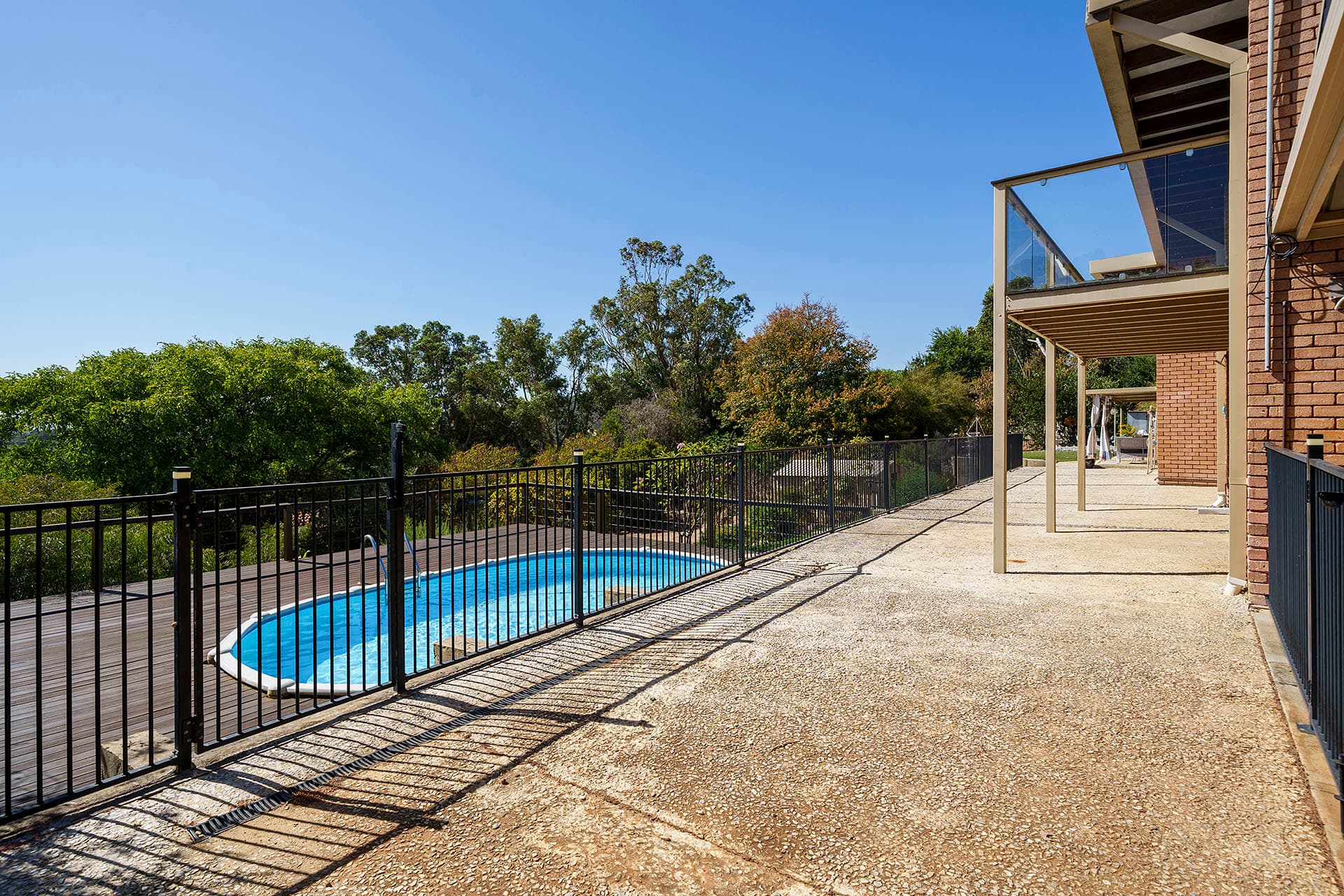 42 Hilltop Place, Kelmscott, Kelmscott - Thumbnail 2