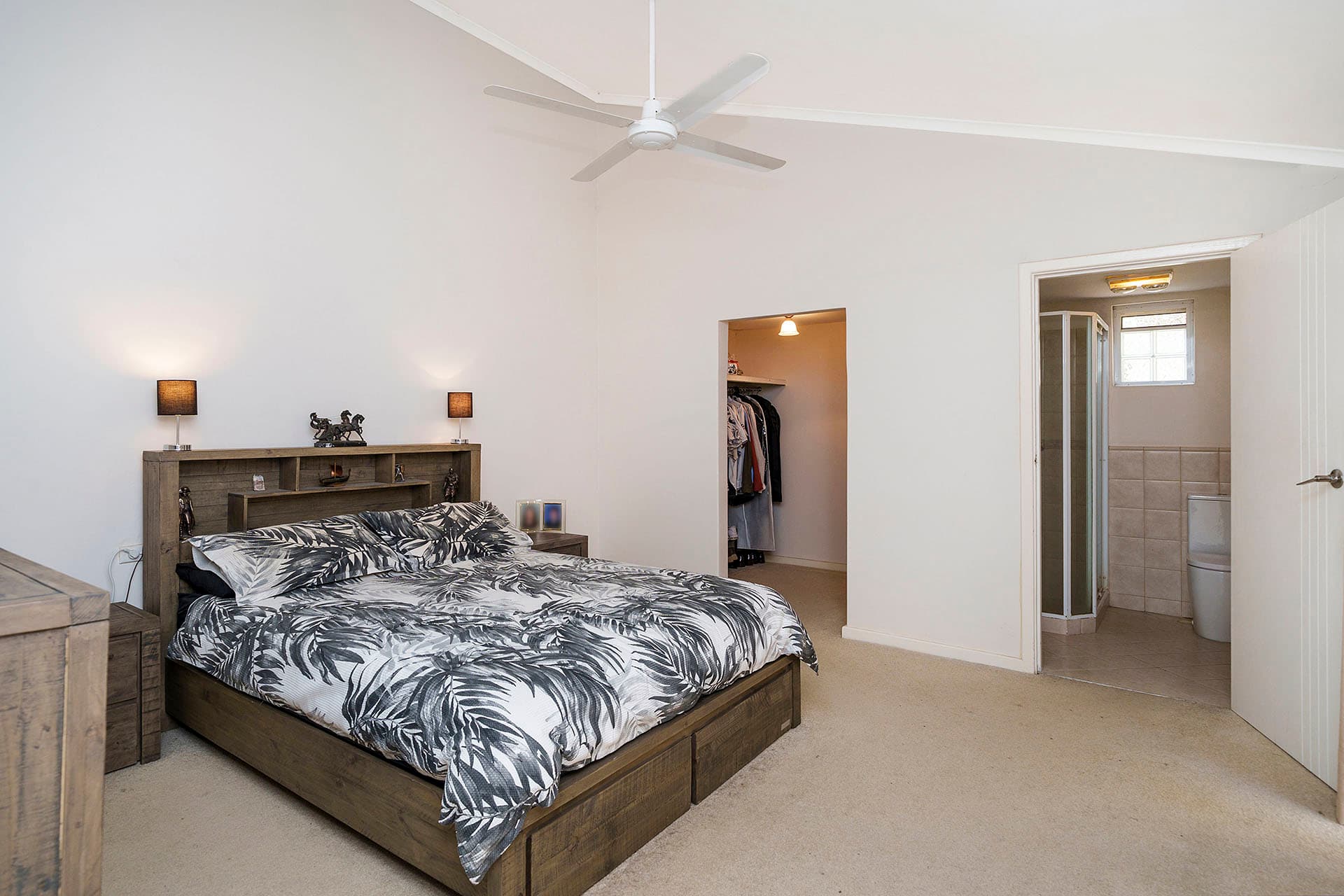 42 Hilltop Place, Kelmscott, Kelmscott - Thumbnail 6