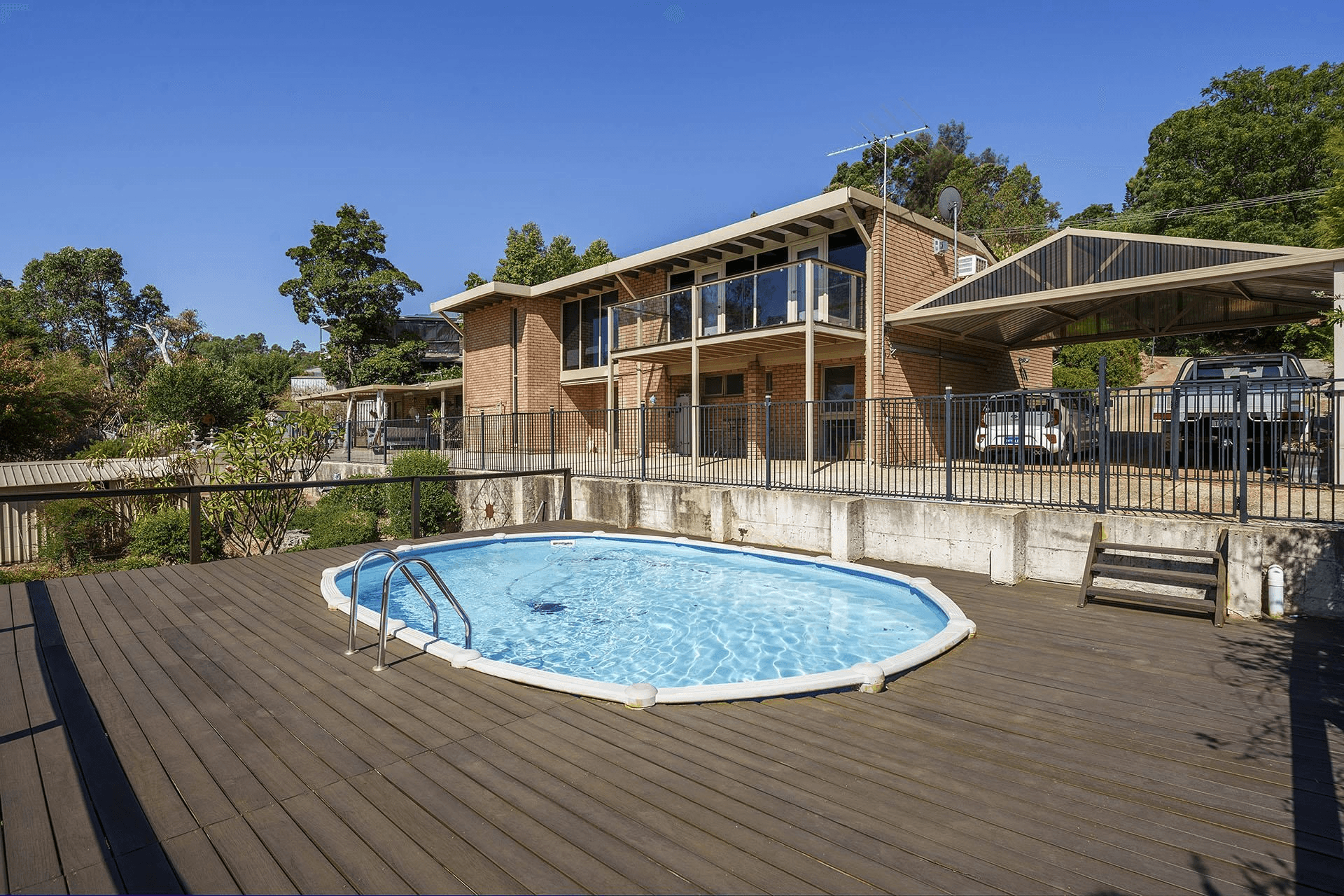 42 Hilltop Place, Kelmscott, Kelmscott - Image 1