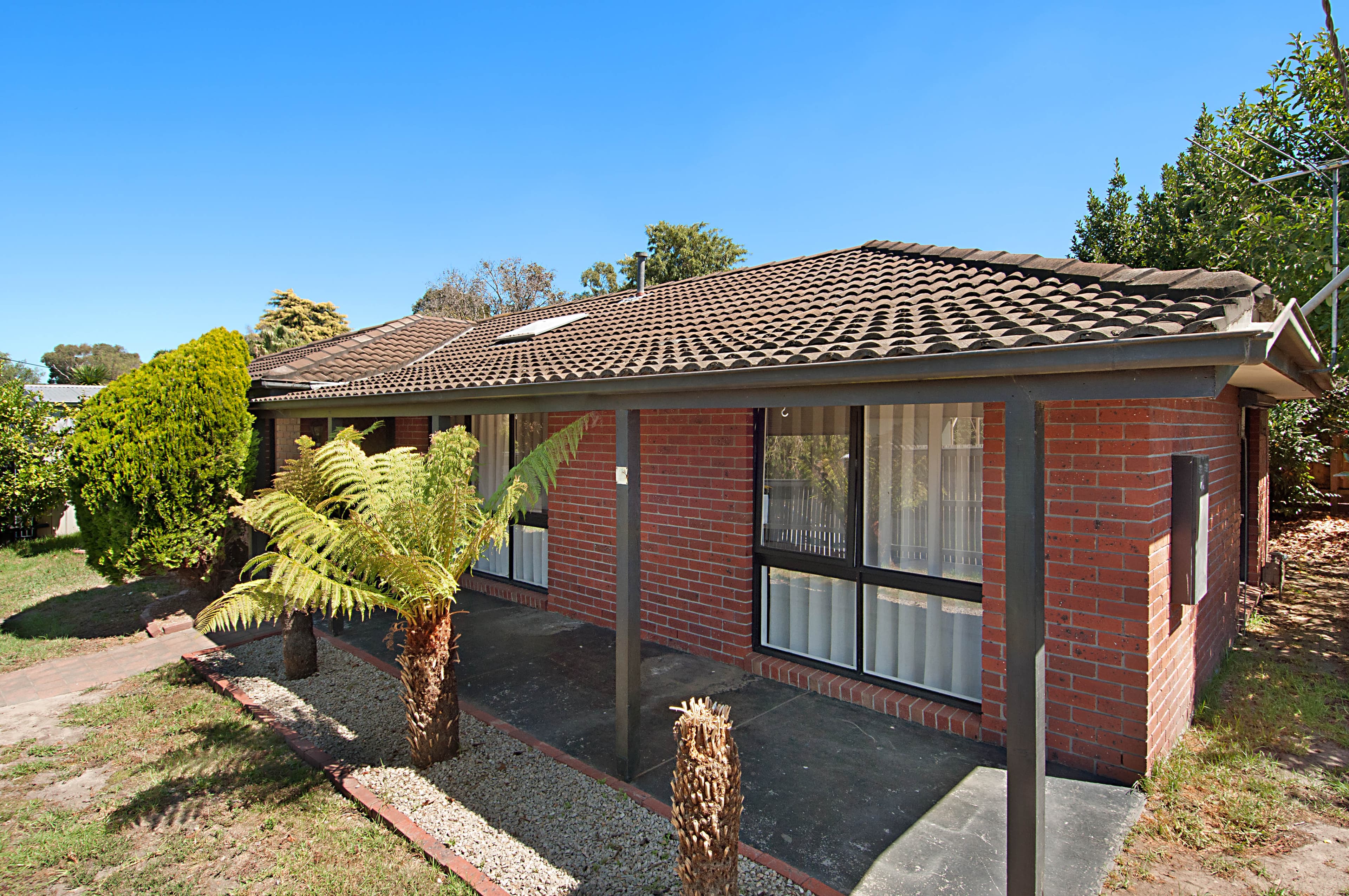 17 Worwong Avenue, Somerville, Somerville - Image 1