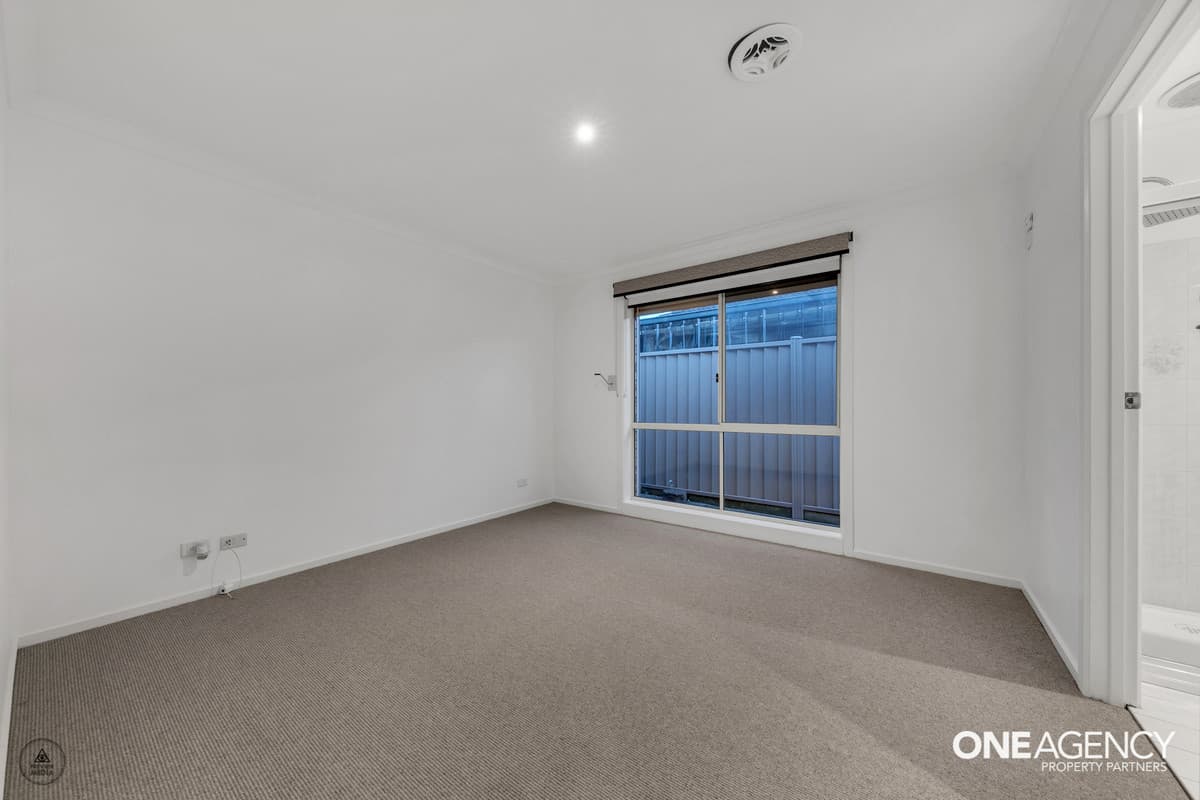 18 Shields Court, Altona Meadows, Altona Meadows - Thumbnail 3