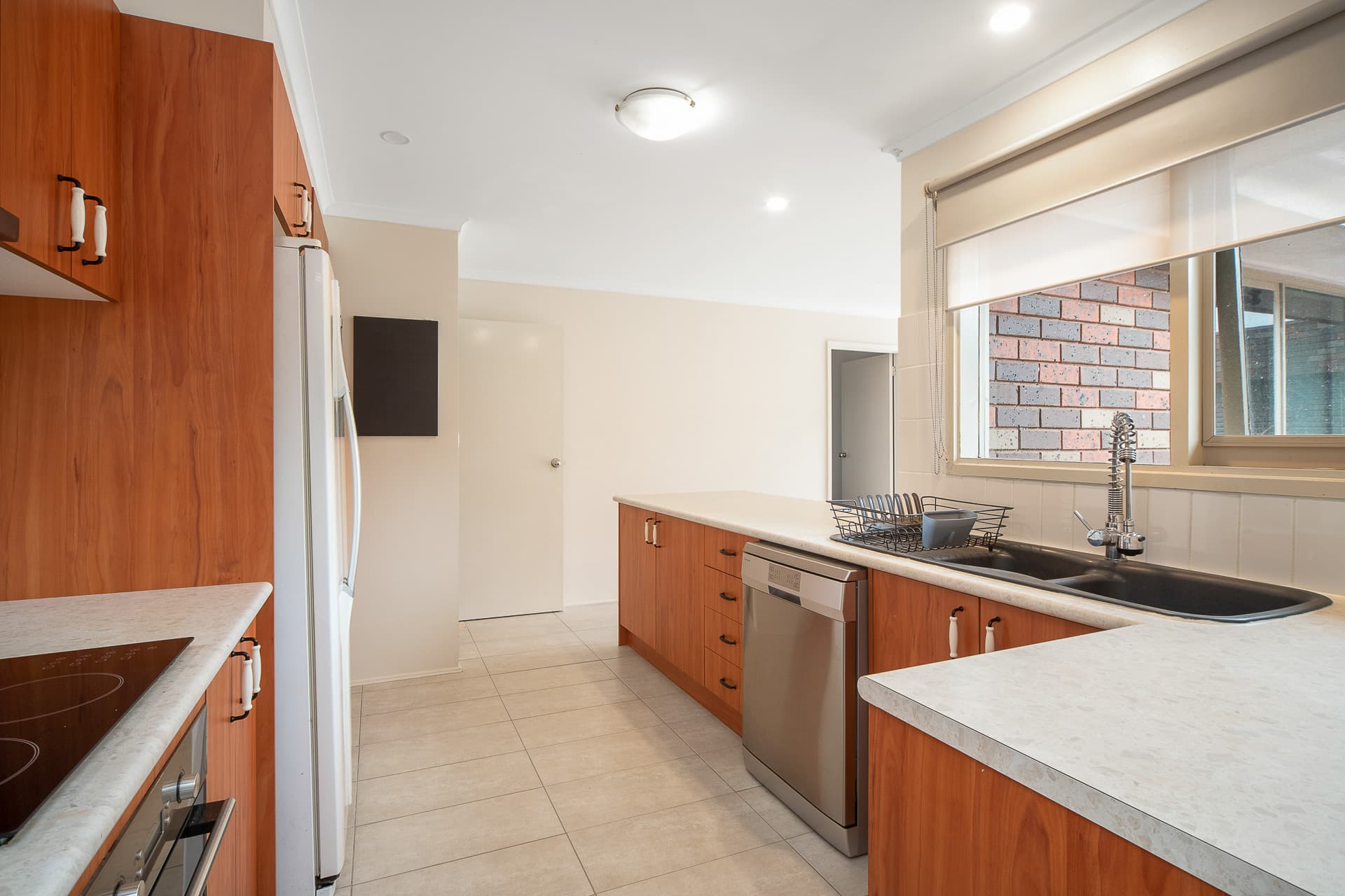 24 Deanswood Drive, Somerville, Somerville - Thumbnail 6