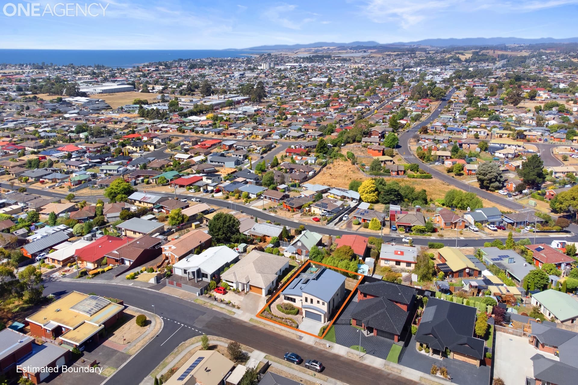 95 Lovett Street, Devonport, Devonport - Thumbnail 2