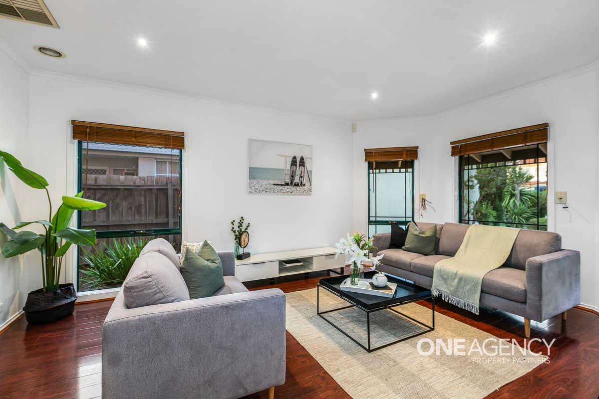 10 John Phelps Court, Seabrook, Seabrook - Thumbnail 3