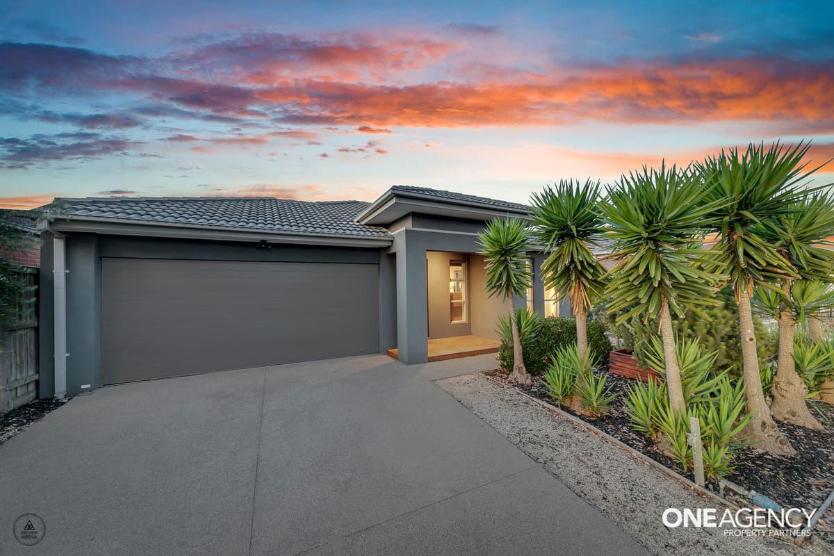 14 Grandiflora Grove, Point Cook, Point Cook - Image 1