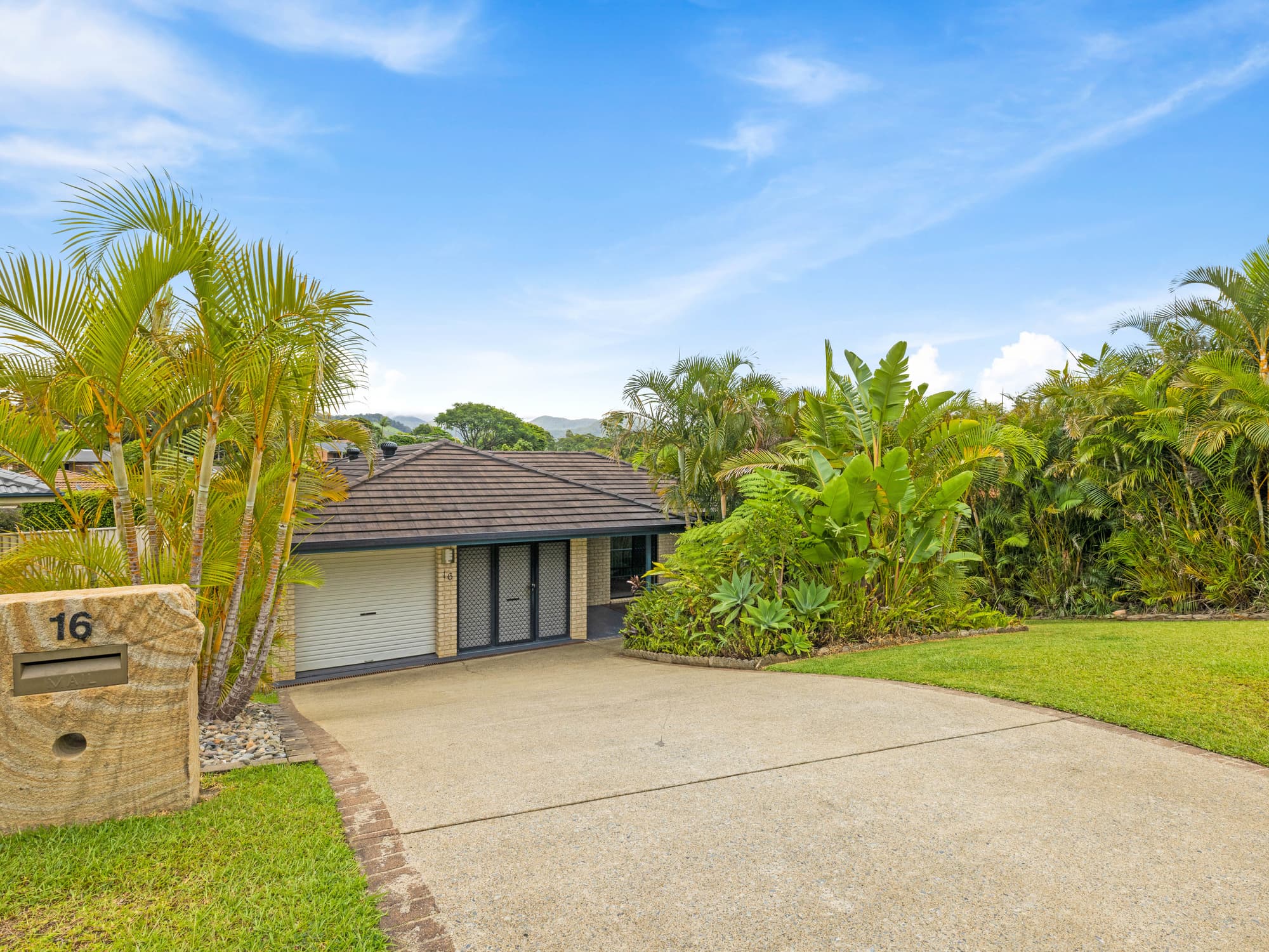 16 Kearn Close, Boambee East, Boambee East - Thumbnail 2