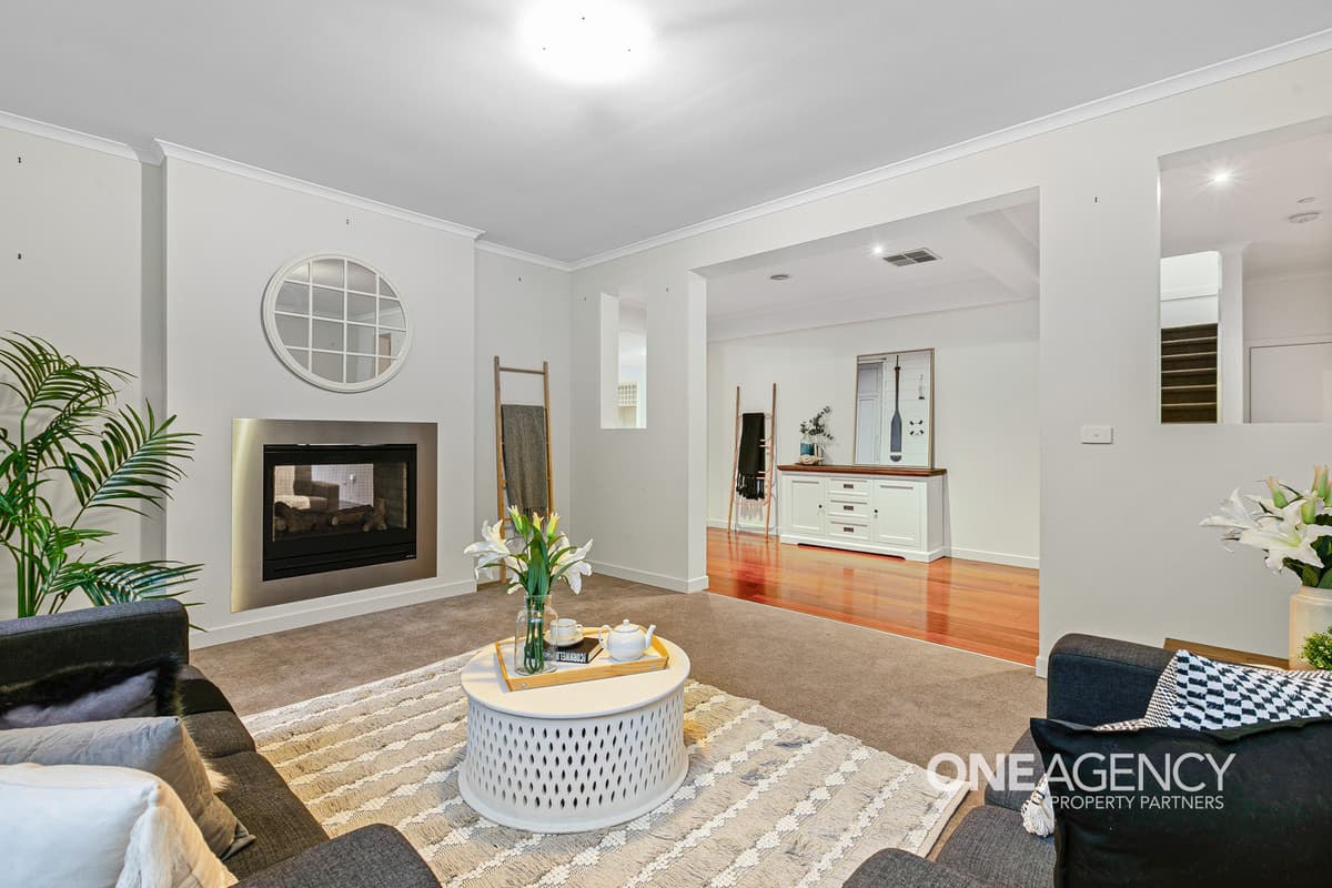 24 North Shore Drive, Sanctuary Lakes, Sanctuary Lakes - Thumbnail 5