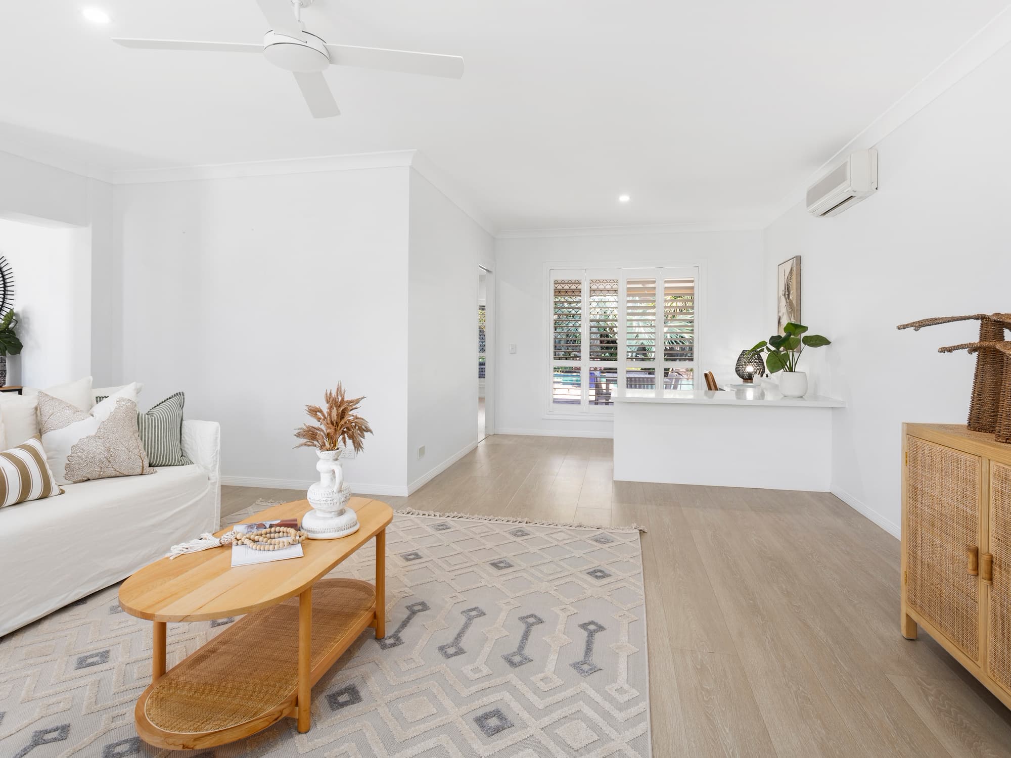 129 Dunlin Drive, Burleigh Waters, Burleigh Waters - Thumbnail 5