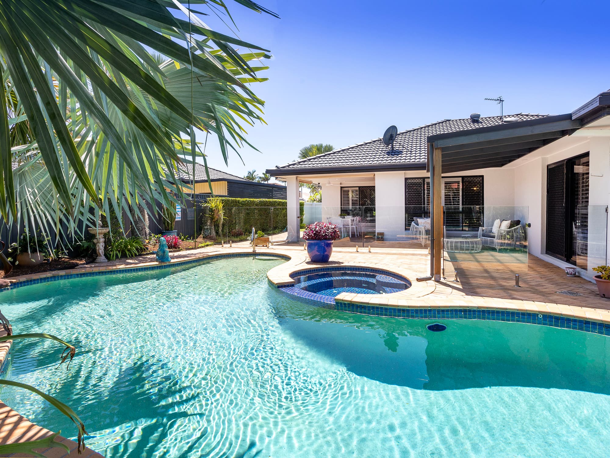 129 Dunlin Drive, Burleigh Waters, Burleigh Waters - Thumbnail 3