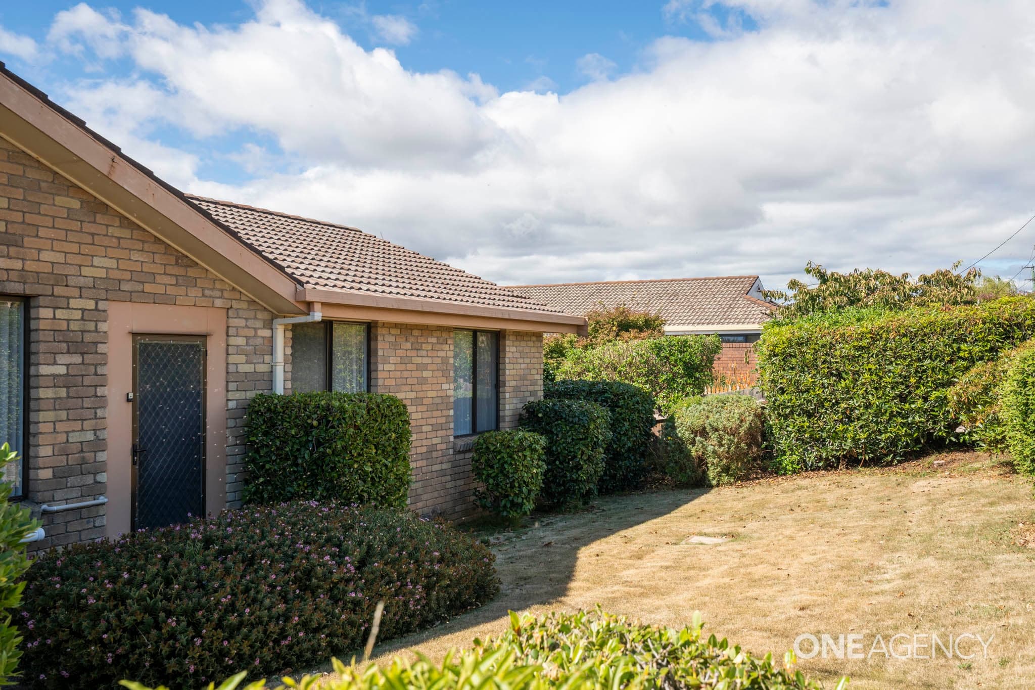 95 Brickport Road, Park Grove, Park Grove - Thumbnail 2