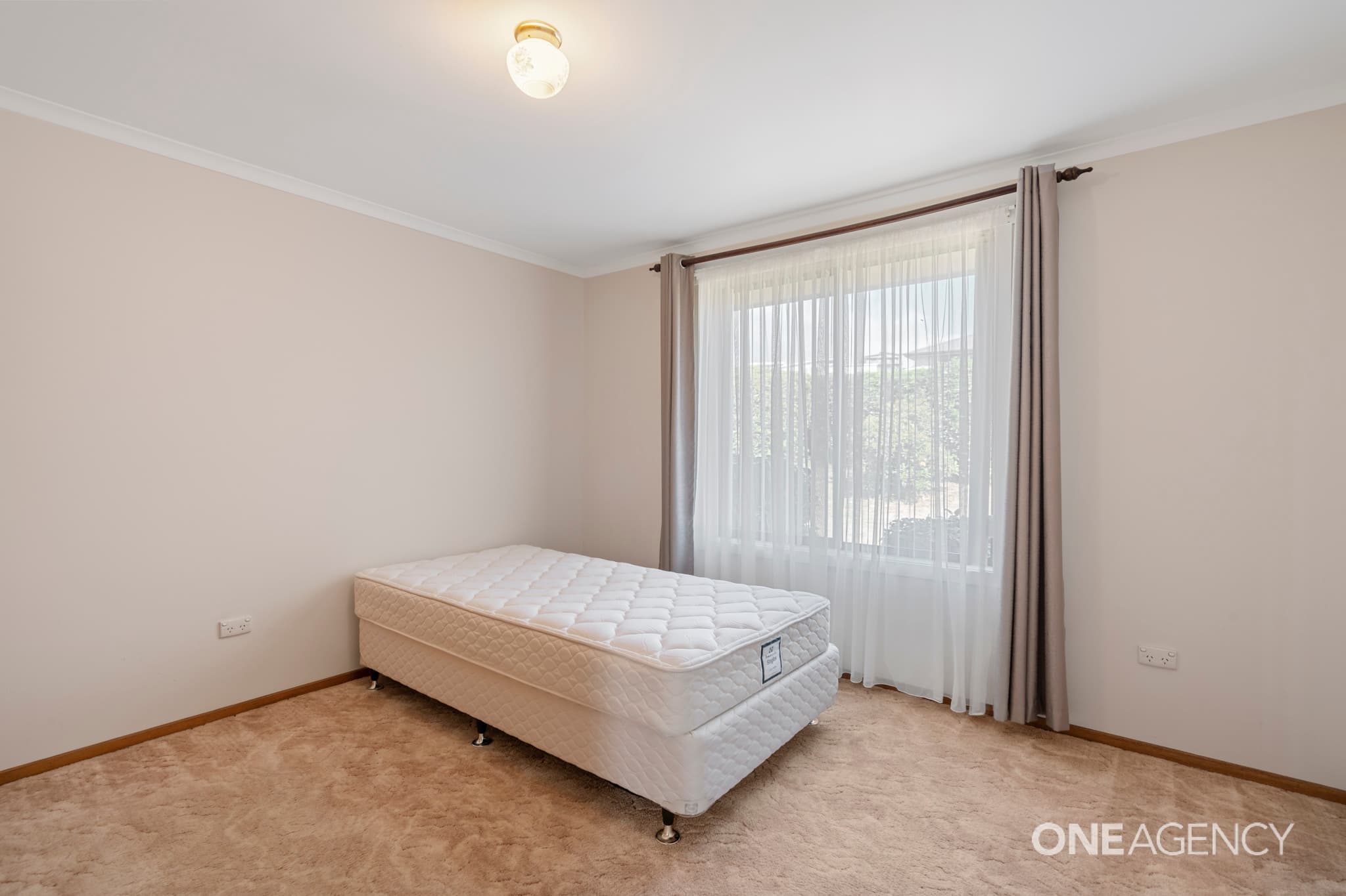 95 Brickport Road, Park Grove, Park Grove - Thumbnail 5
