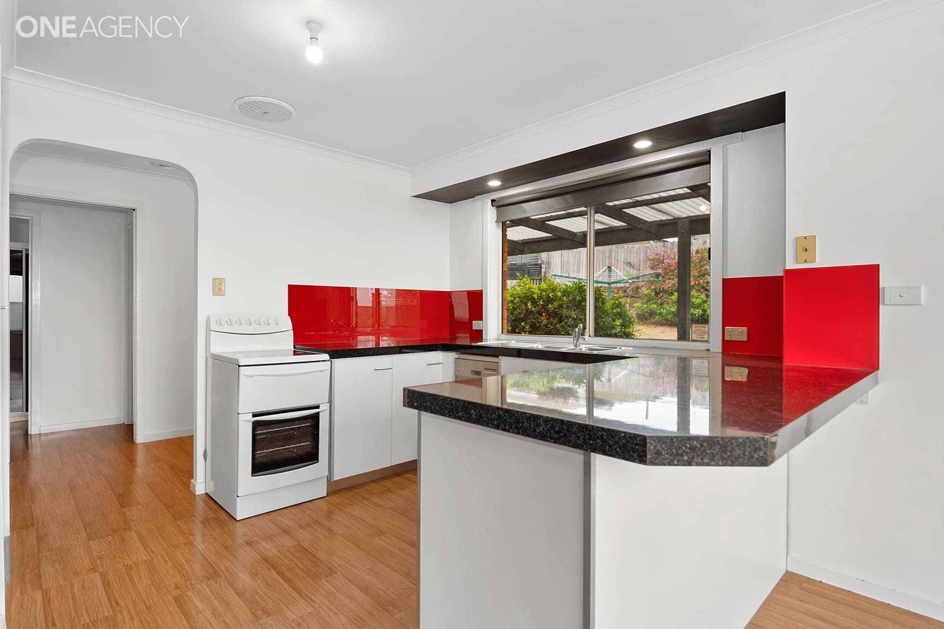 32 Frond Place, Devonport, Devonport - Thumbnail 2