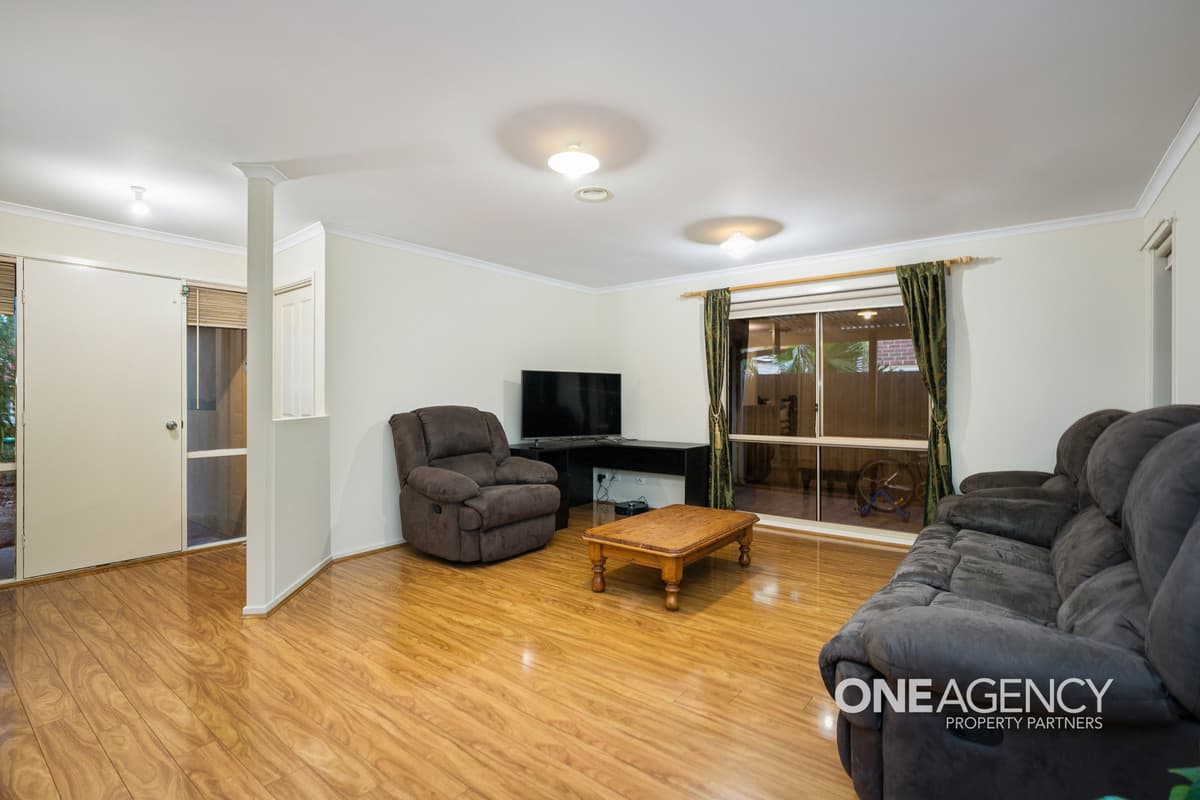 4 Samuel Evans Court, Seabrook, Seabrook - Thumbnail 2