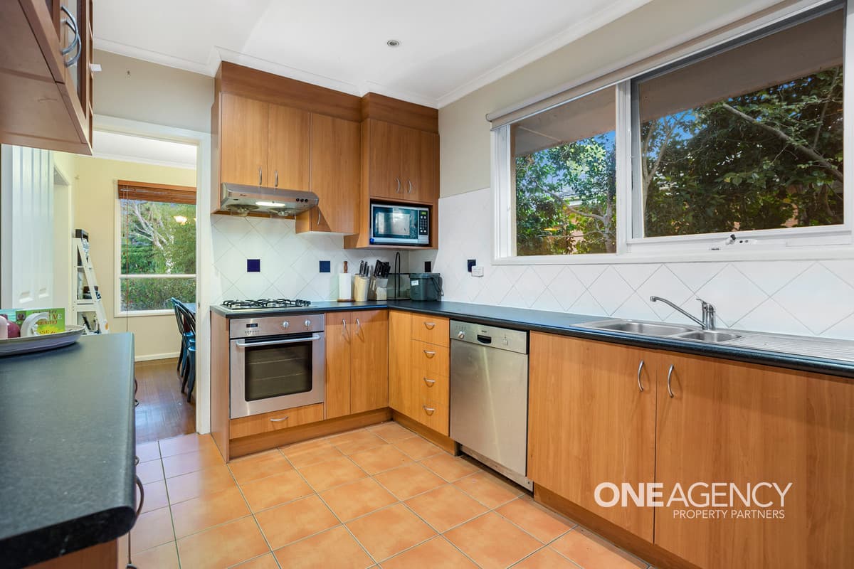 16 Poole Street, Burwood, Burwood - Thumbnail 4