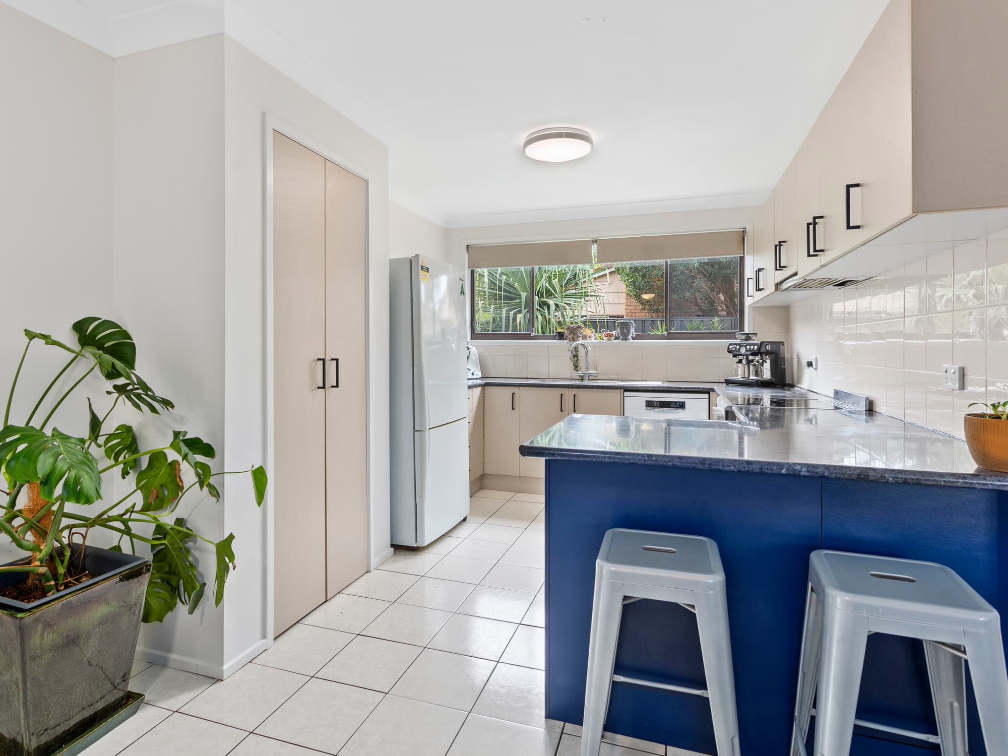 2/7 Peewee Place, Burleigh Waters, Burleigh Waters - Thumbnail 5