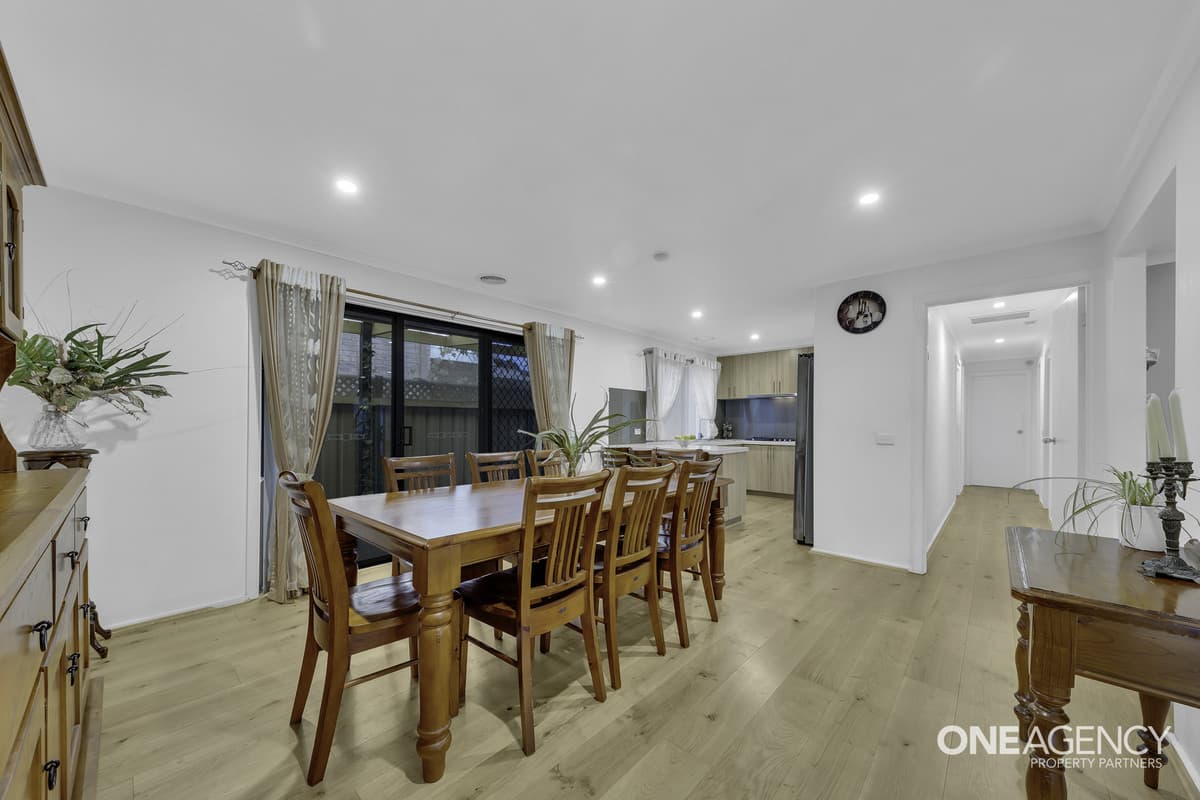 18 Carling Court, Altona Meadows, Altona Meadows - Thumbnail 4