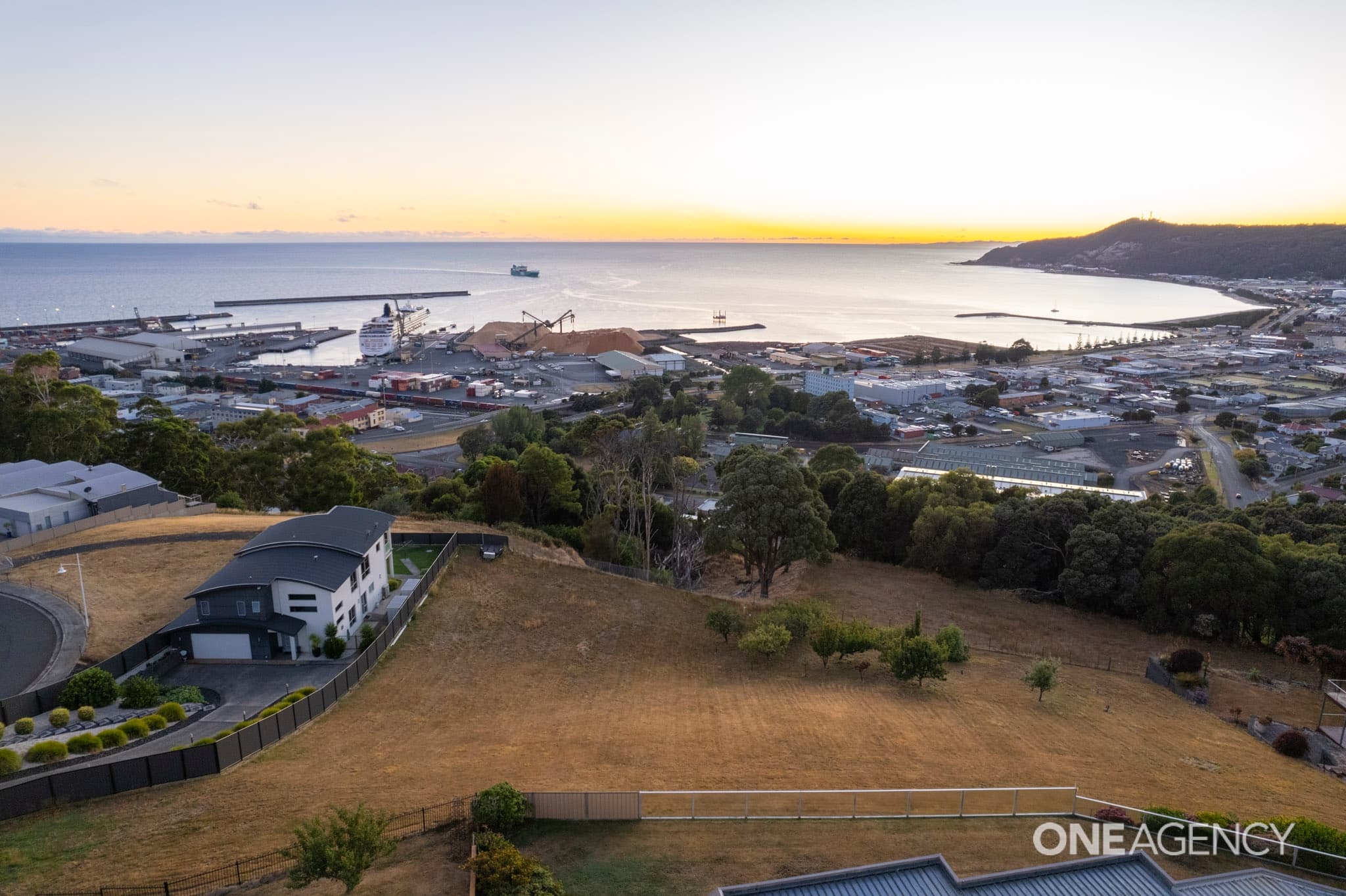 21 Thompson Crescent, Montello, Montello - Thumbnail 4