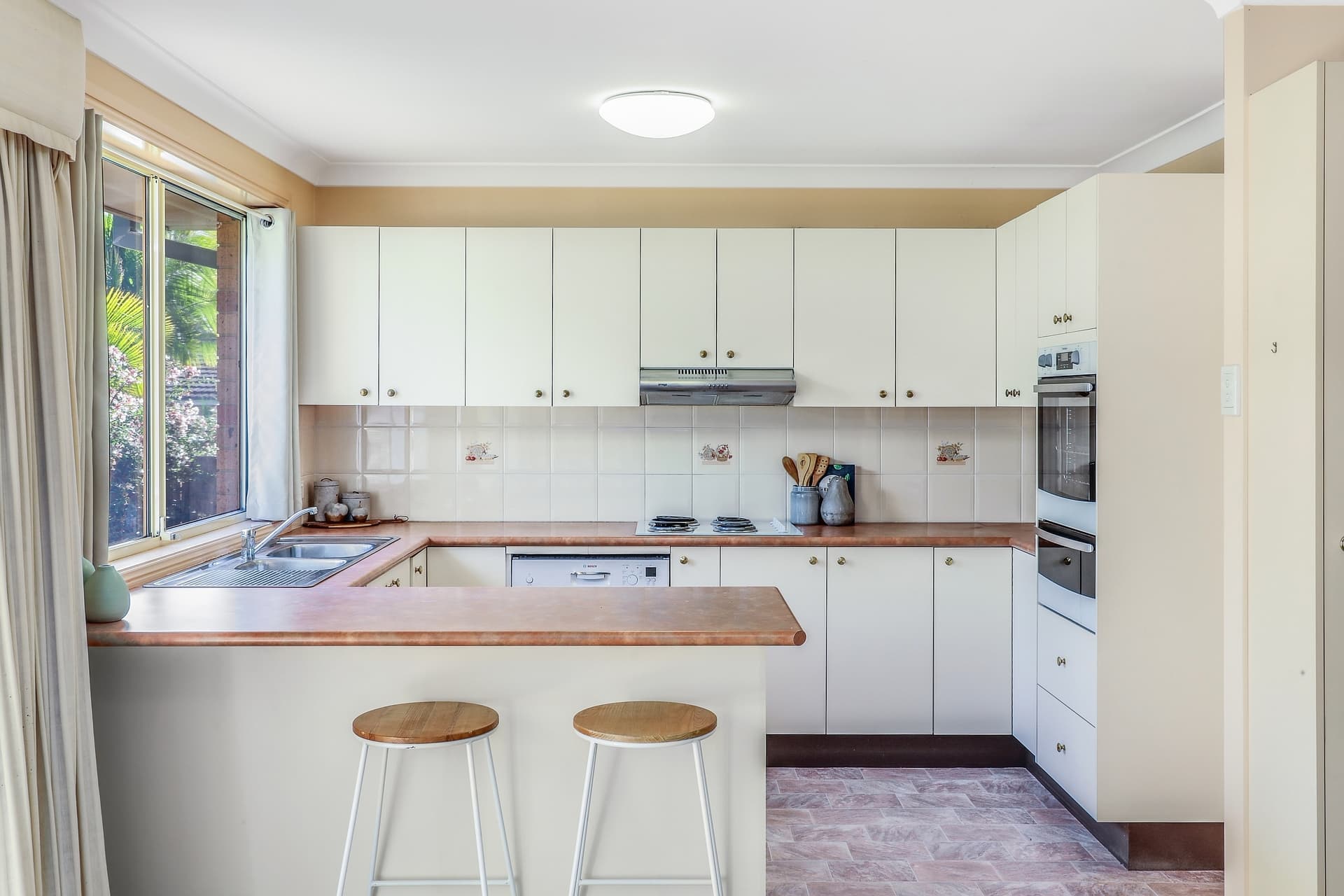 110 Woodbury Park Drive, Mardi, Mardi - Thumbnail 4