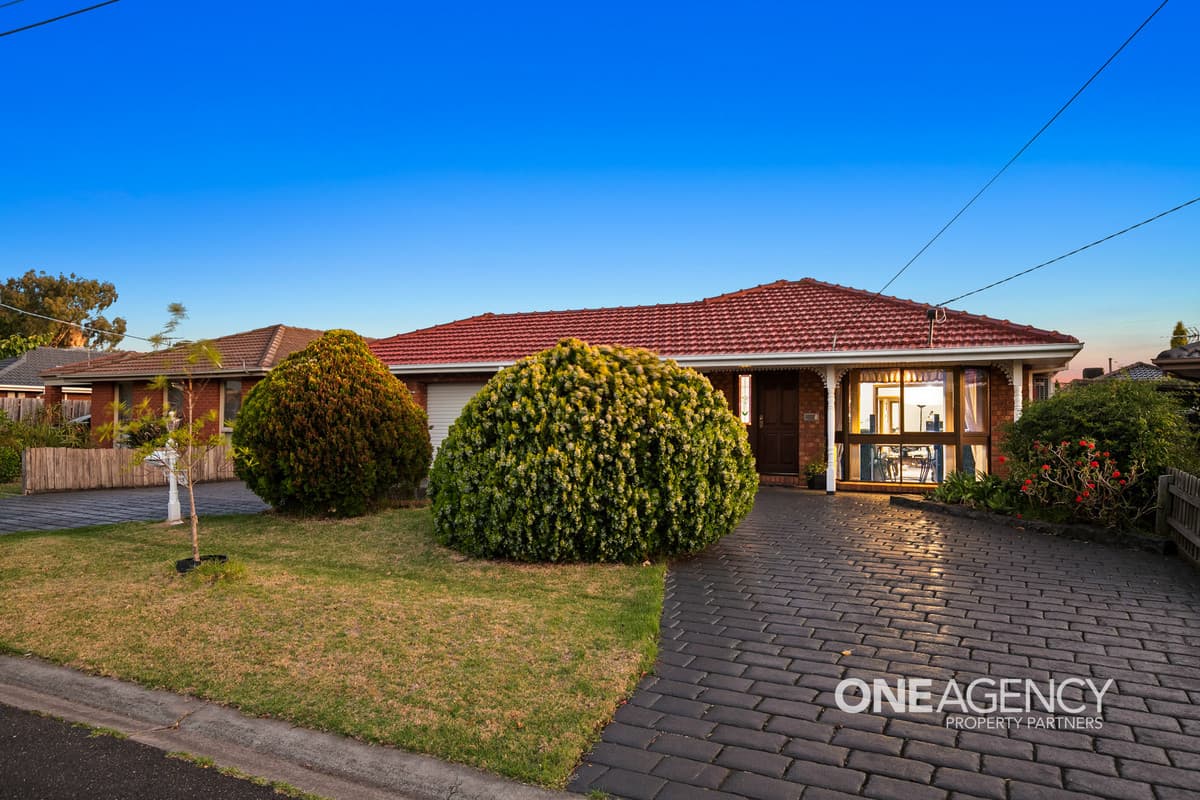 15 Eva Court, Seabrook, Seabrook - Thumbnail 2