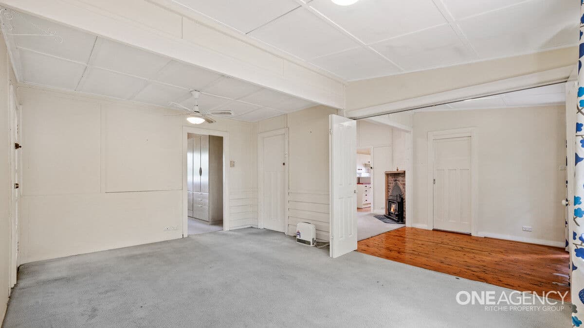 19 Valley Road, Springwood, Springwood - Thumbnail 6