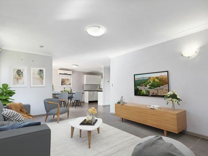 9 Rochester Drive, Mount Warren Park, Mount Warren Park - Thumbnail 5