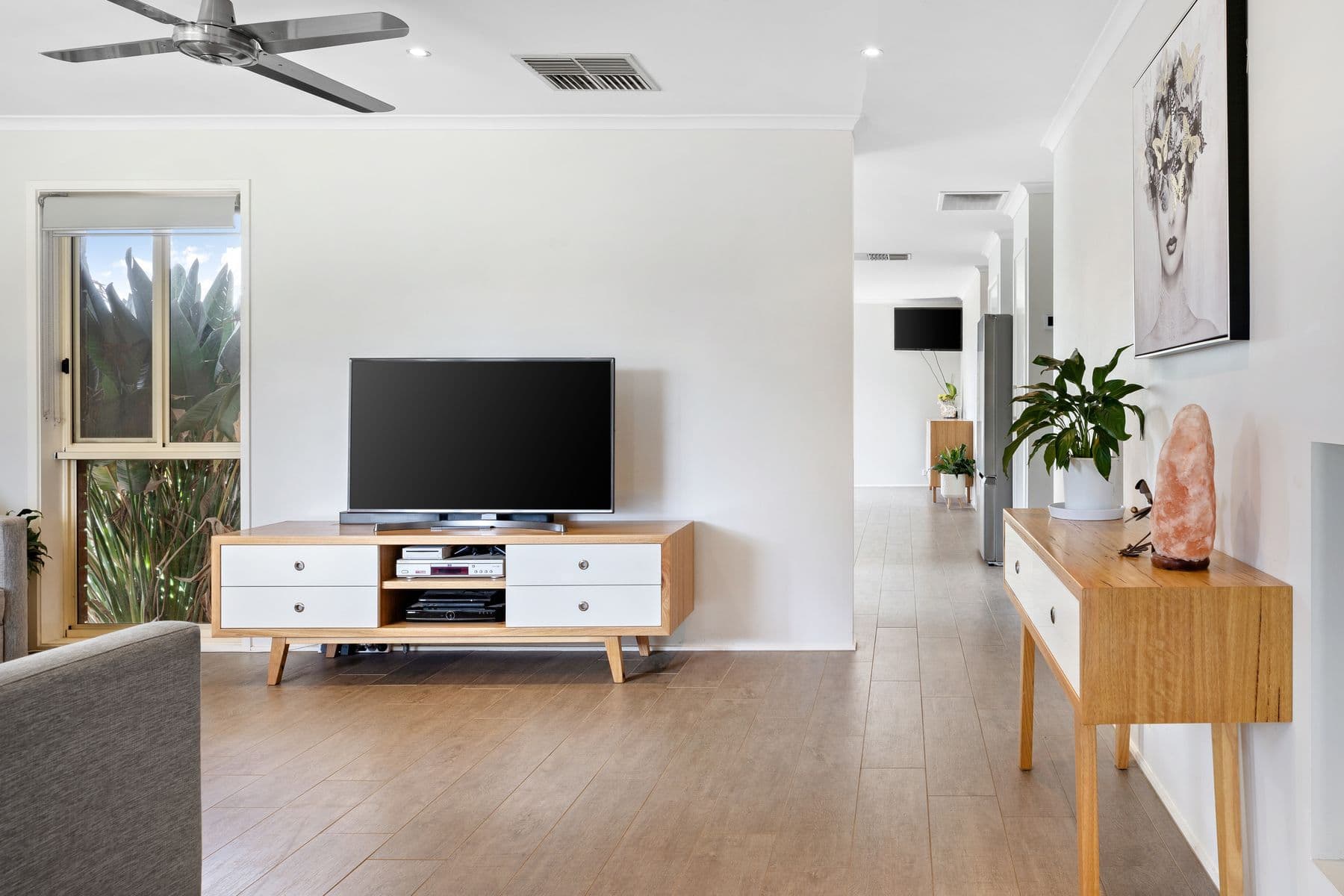 37 Davenport Drive, Sunbury, Sunbury - Thumbnail 5