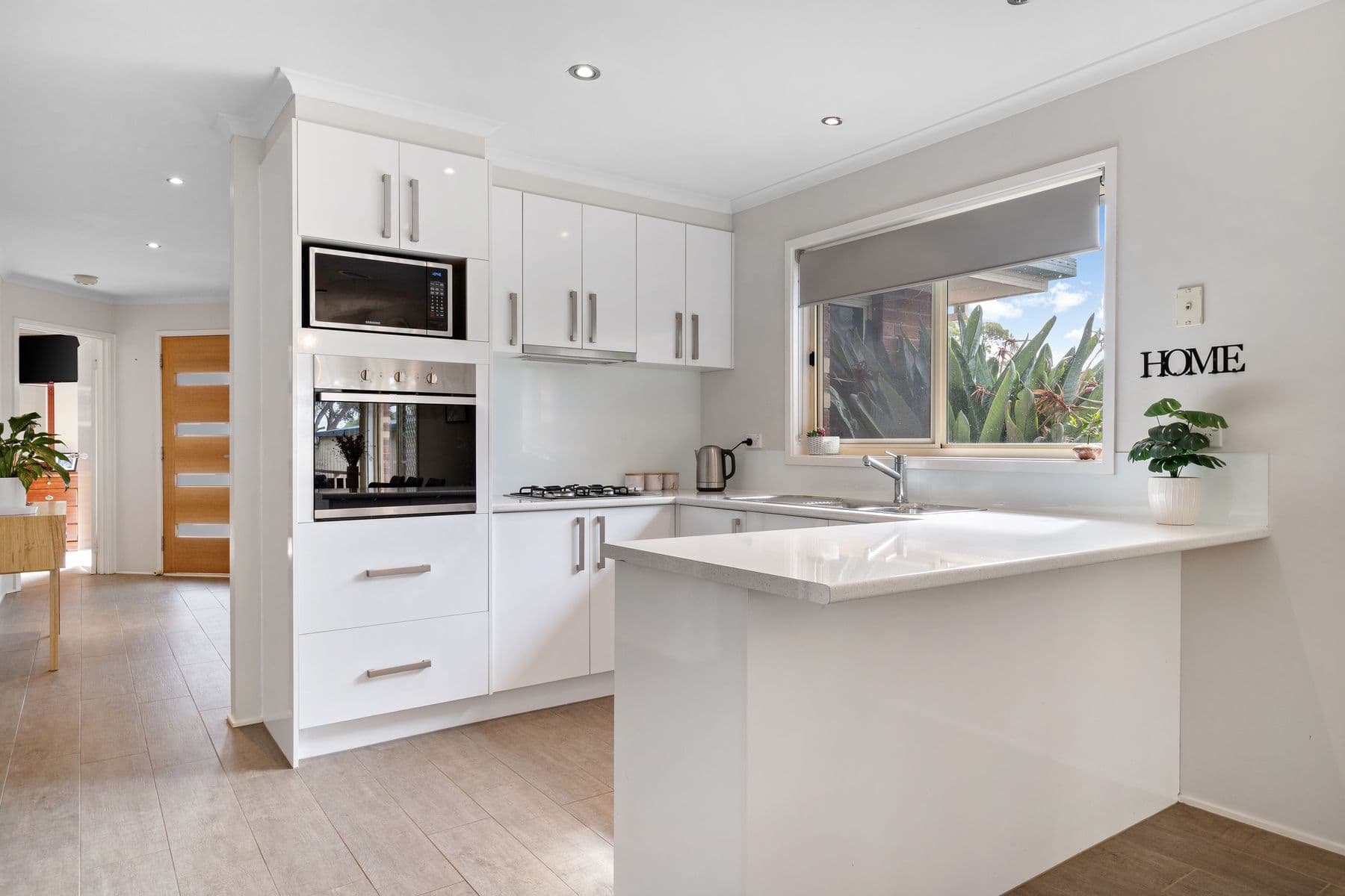 37 Davenport Drive, Sunbury, Sunbury - Thumbnail 6