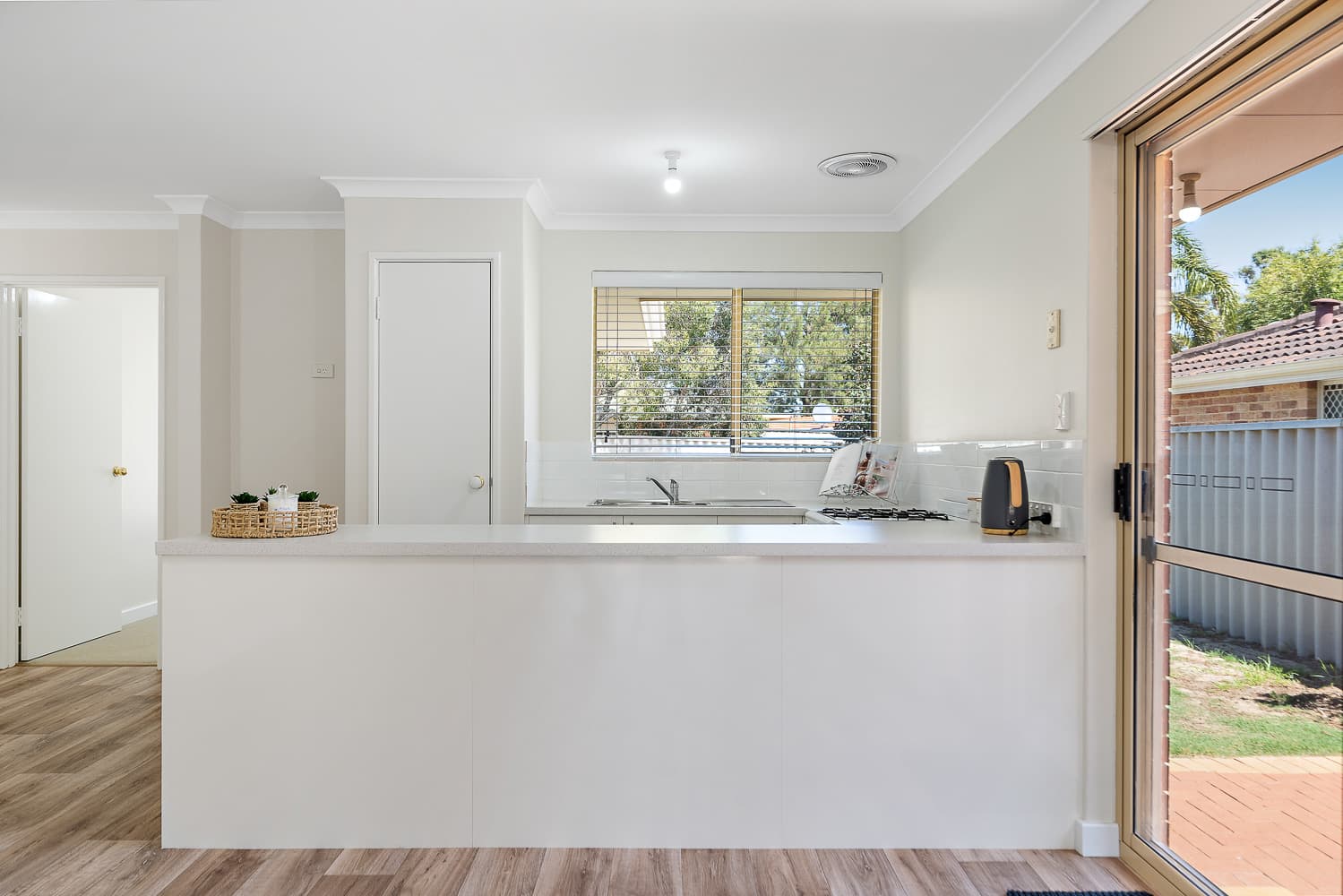 10 Chungking Grove, Stratton, Stratton - Thumbnail 6