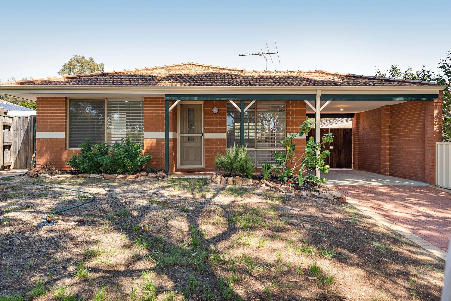 10 Chungking Grove, Stratton, Stratton - Thumbnail 7