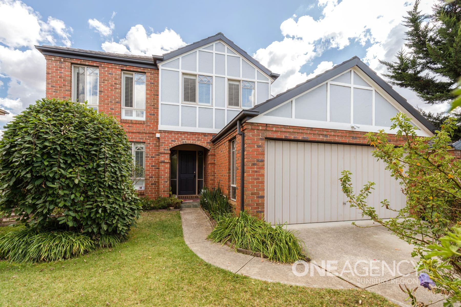 6 Fawcett Place, Sunbury, Sunbury - Thumbnail 2