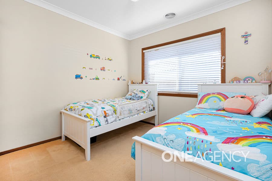 11 LAMILLA Street, Glenfield Park, Glenfield Park - Thumbnail 8