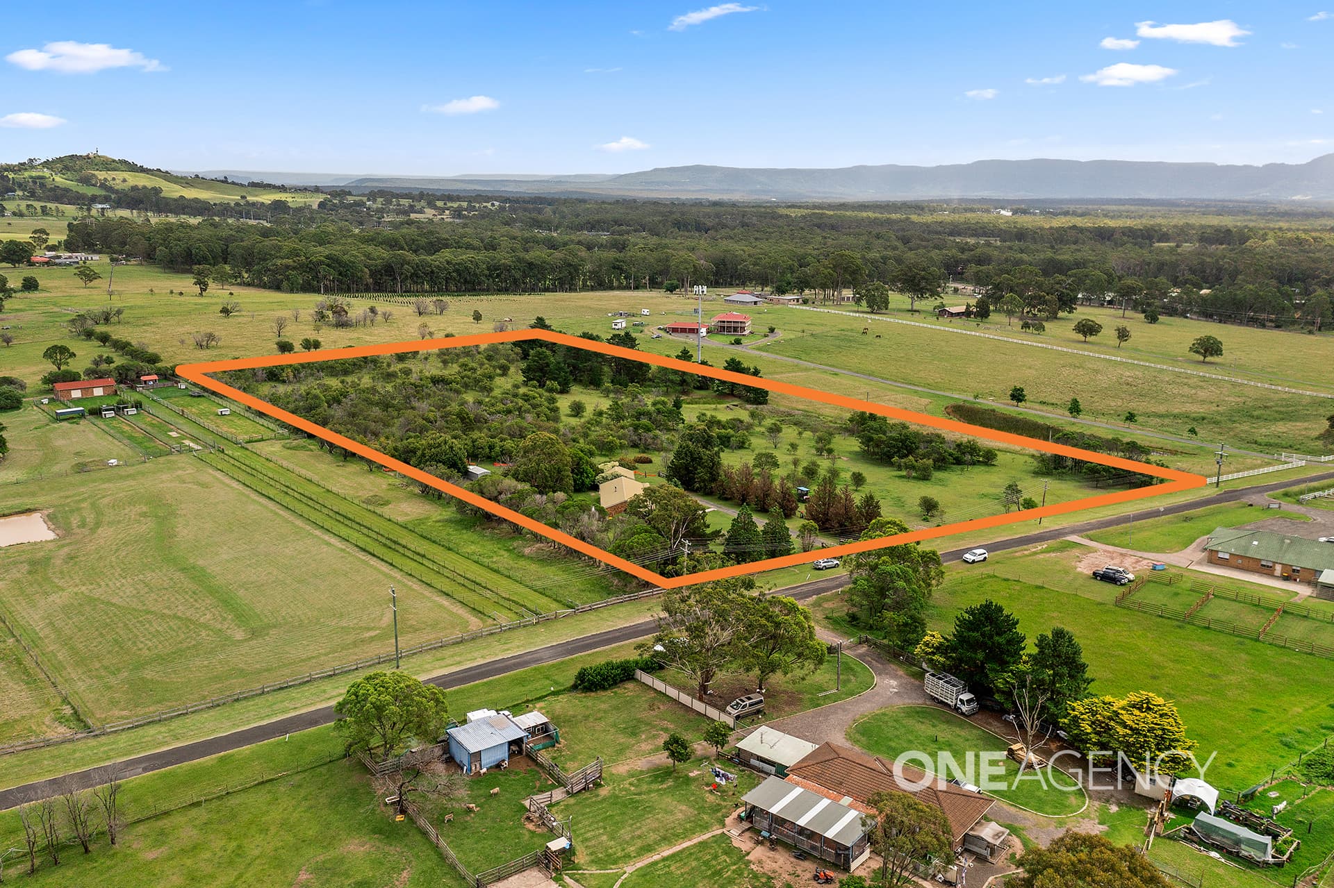 52 Woncor Avenue, Nowra Hill, Nowra Hill - Thumbnail 2