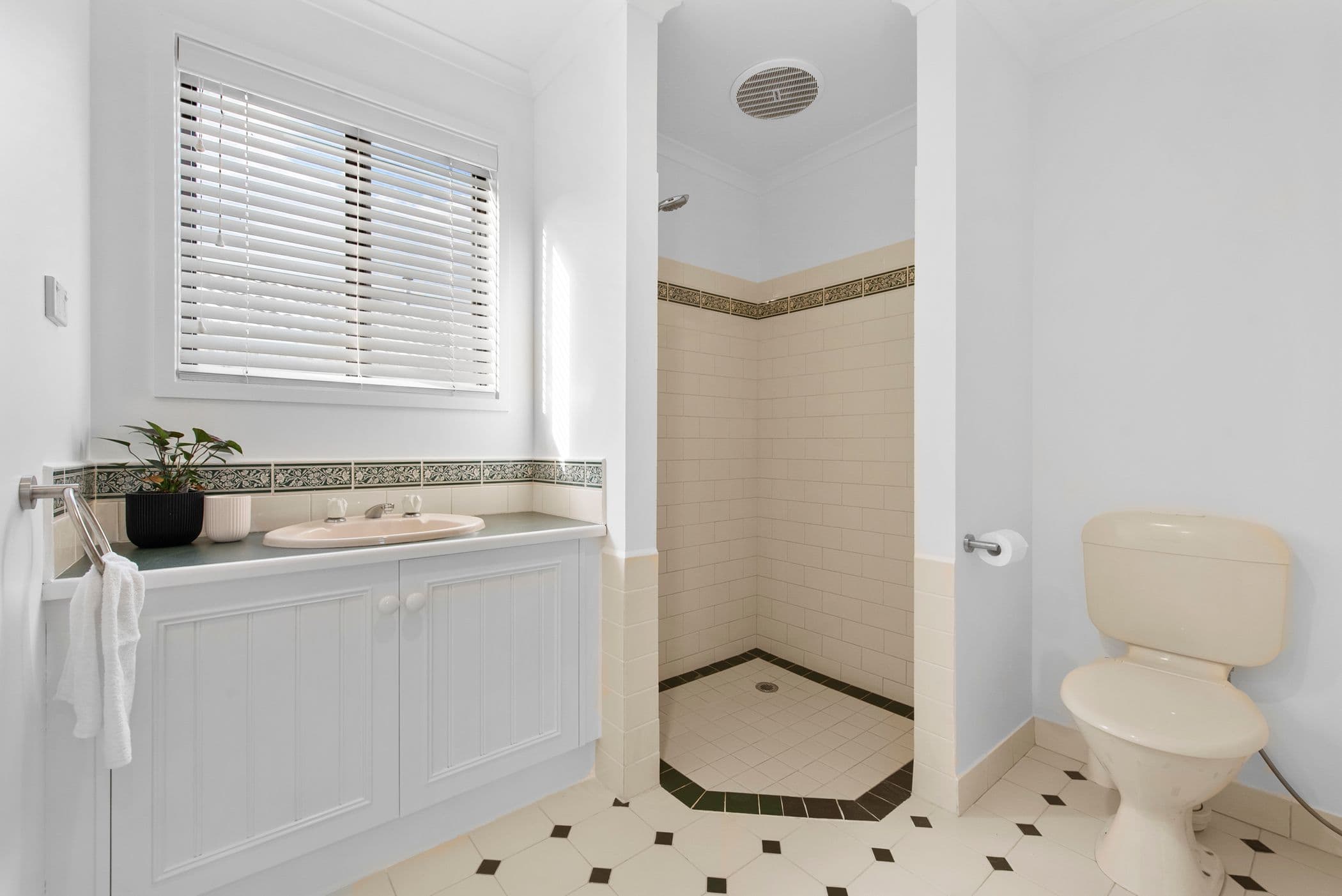 35 Villawood Drive, Hastings, Hastings - Thumbnail 8
