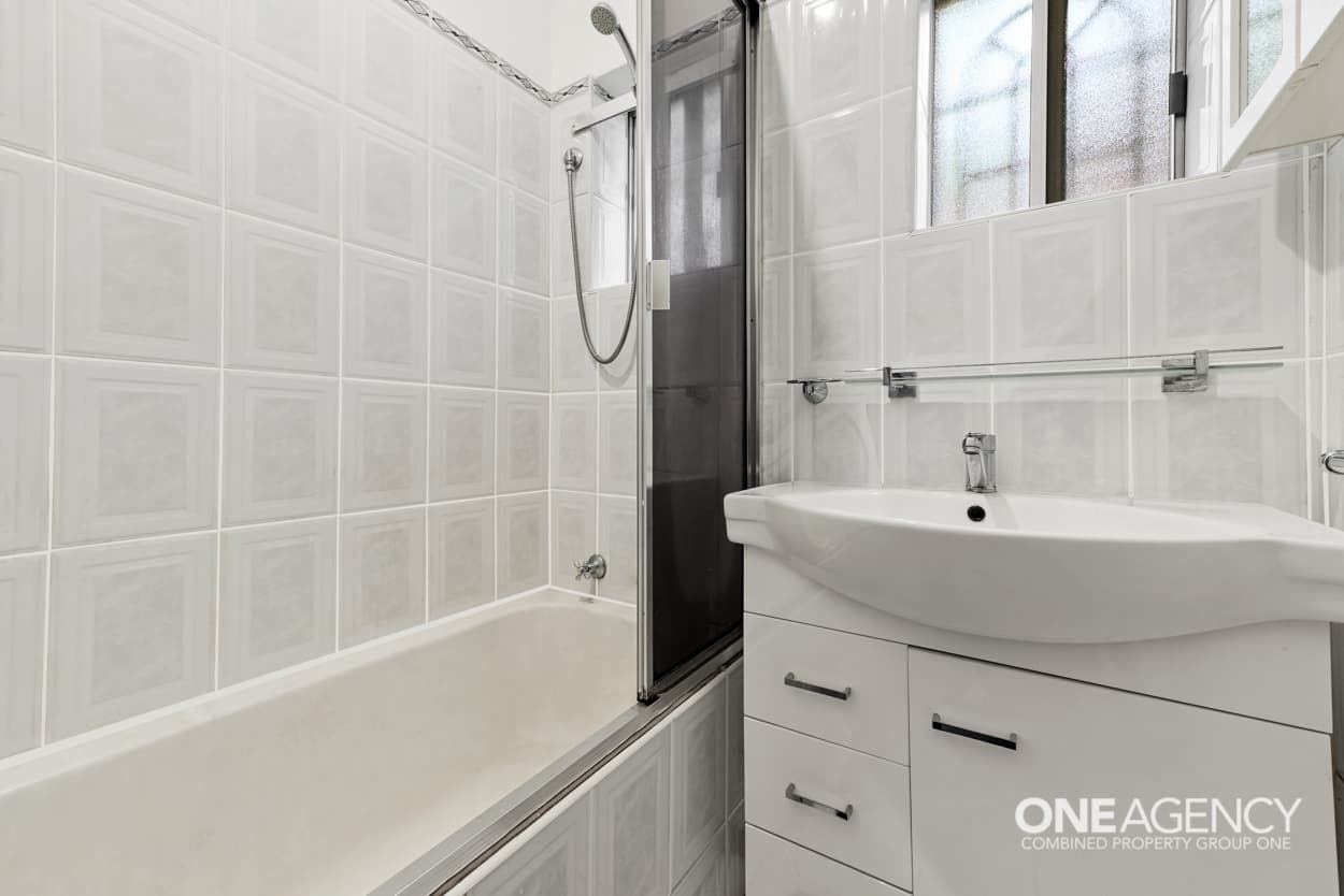 184 King Georges Road, Roselands, Roselands - Thumbnail 3