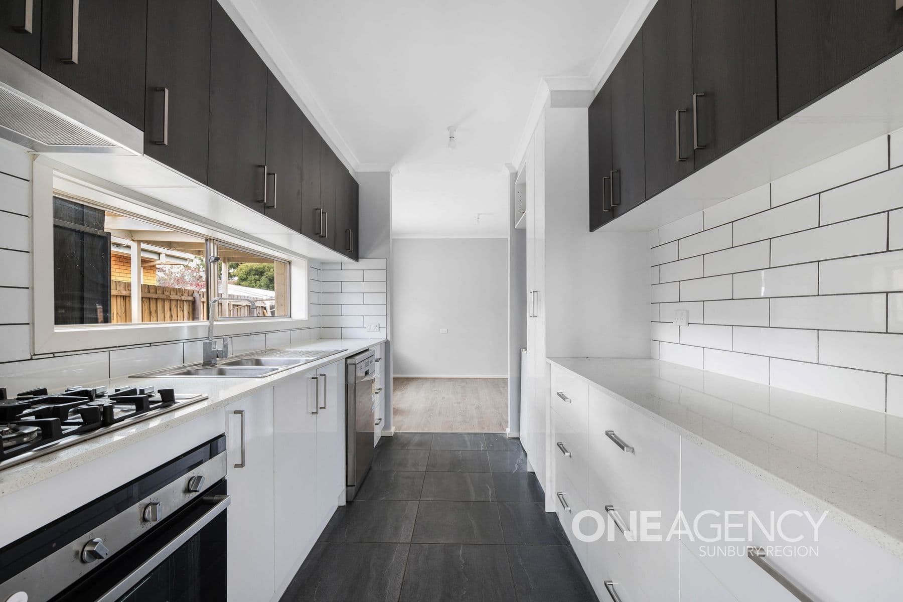 2 Davies Court, Sunbury, Sunbury - Thumbnail 5