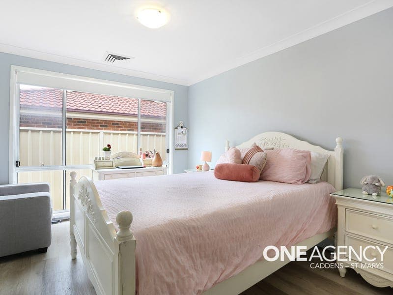 22 Minnek Close, Glenmore Park, Glenmore Park - Thumbnail 7
