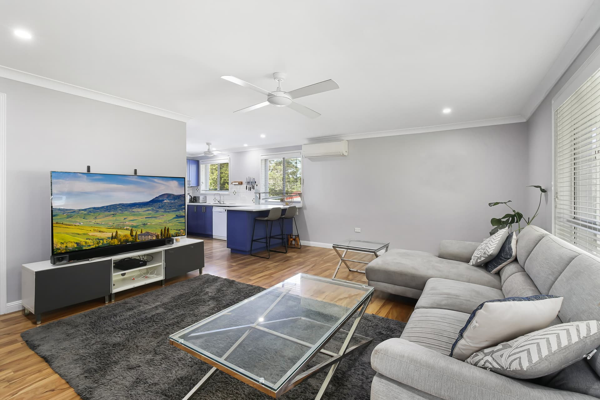 8 Kimberley Avenue, Narara, Narara - Thumbnail 3
